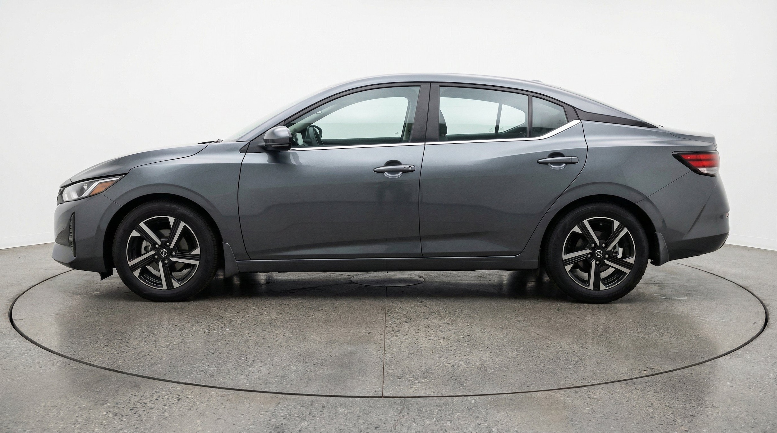 Thumbnail: 2025 Nissan Sentra - 5