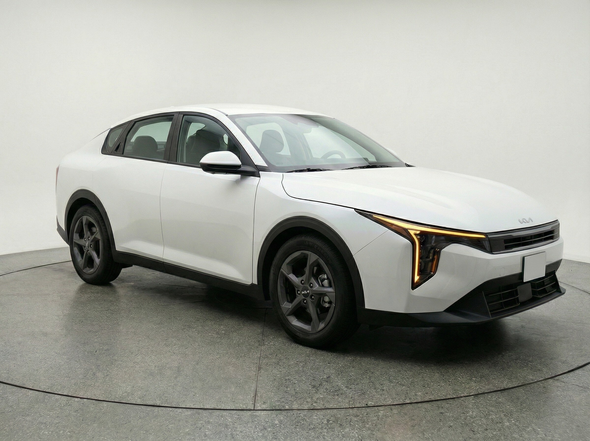 Thumbnail: 2025 Kia K4 - 1