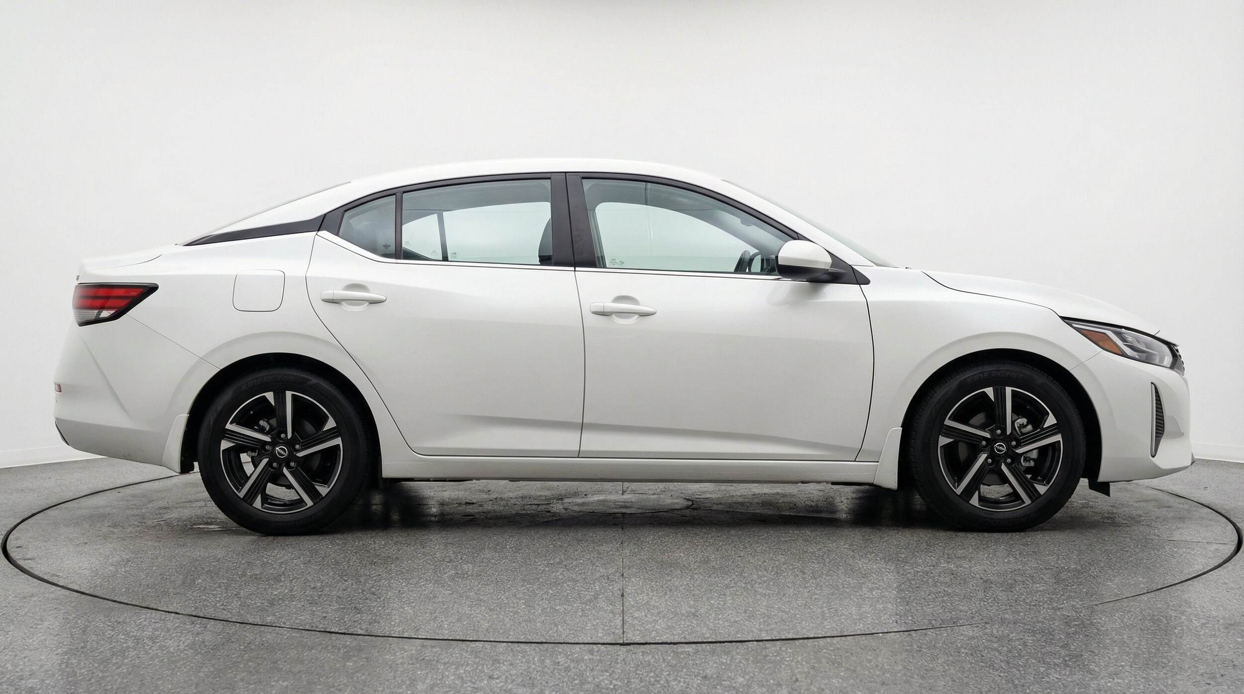 Thumbnail: 2025 Nissan Sentra - 11