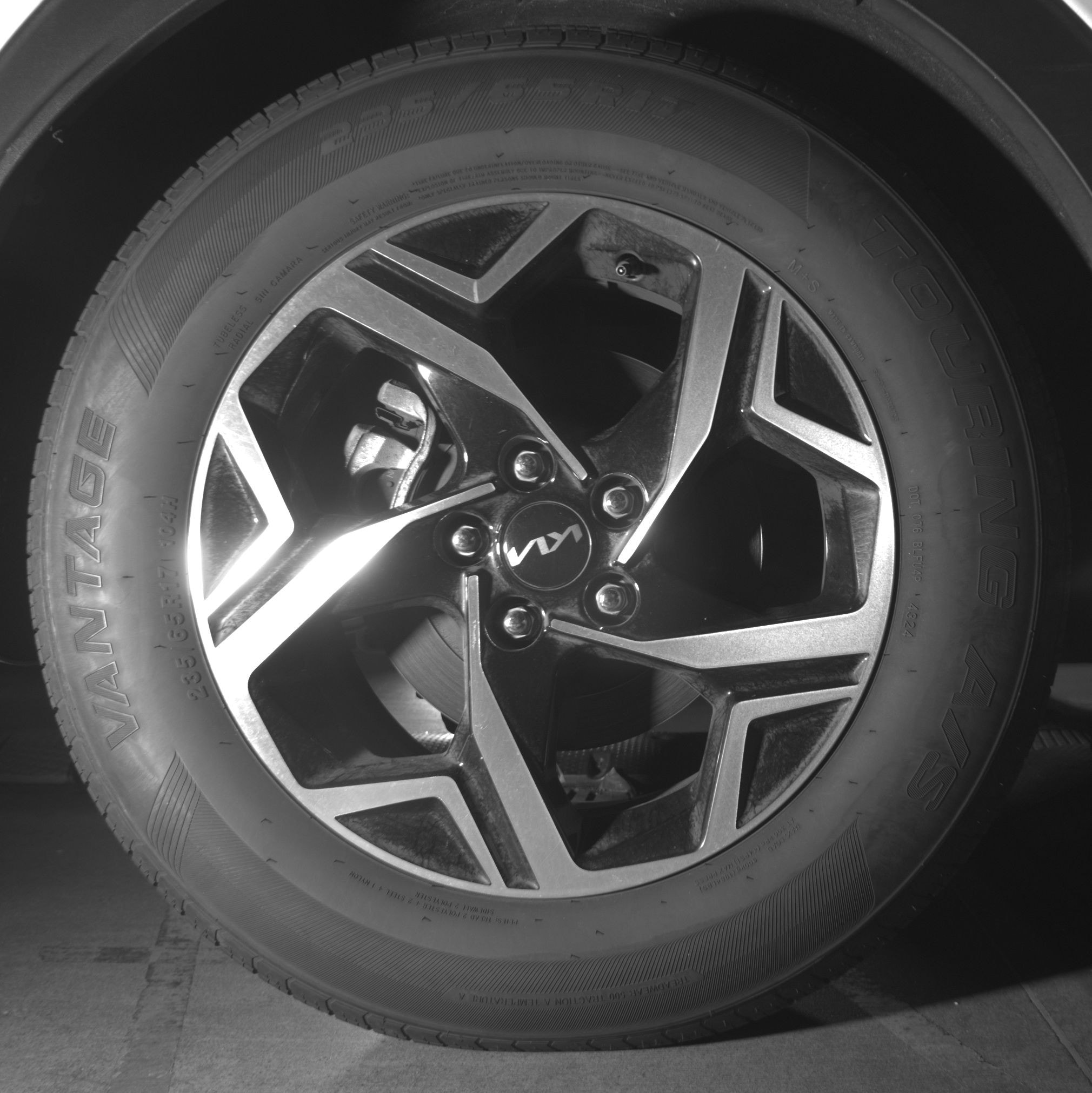 Thumbnail: 2023 Kia Sportage - 12