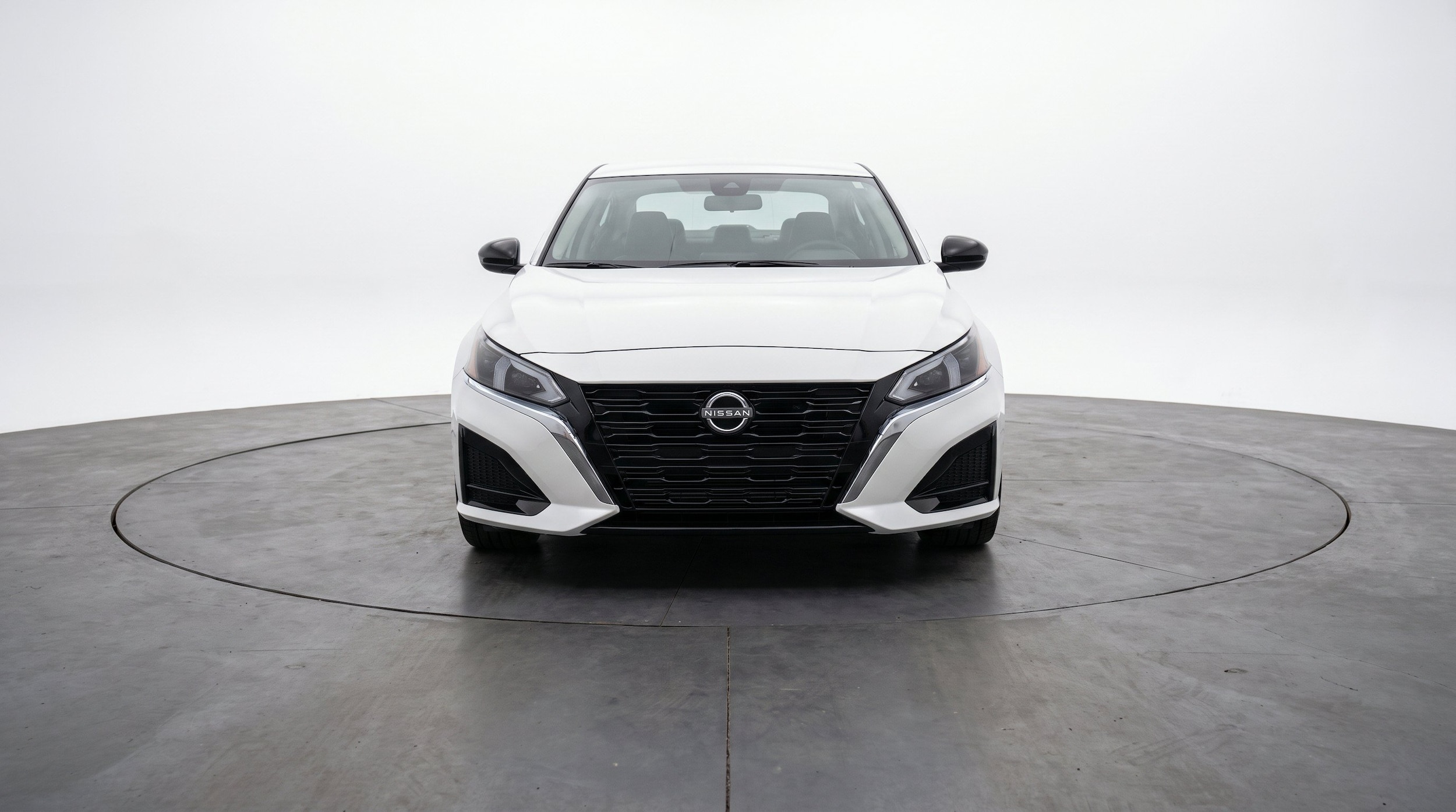 Thumbnail: 2025 Nissan Altima - 2