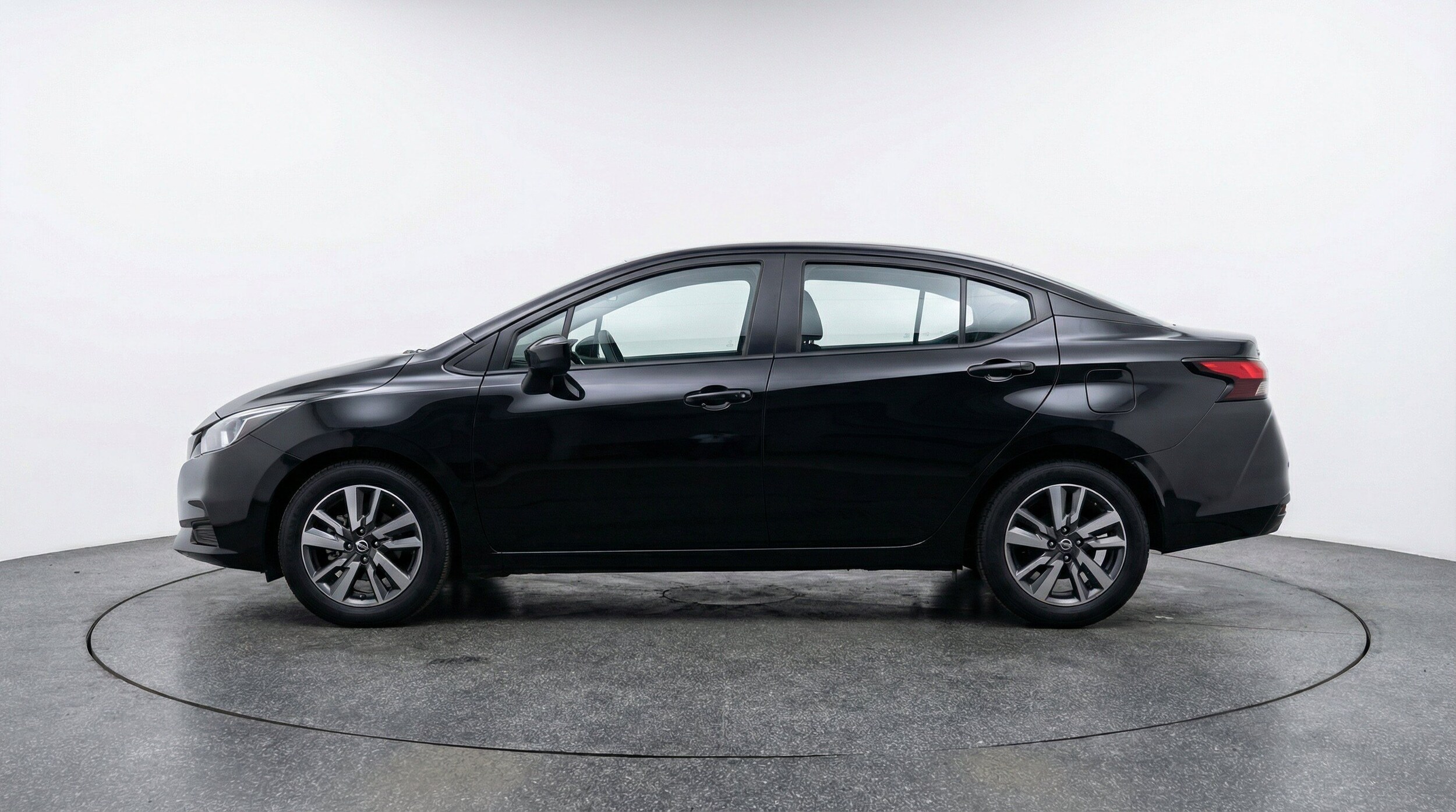 Thumbnail: 2025 Nissan Versa - 5