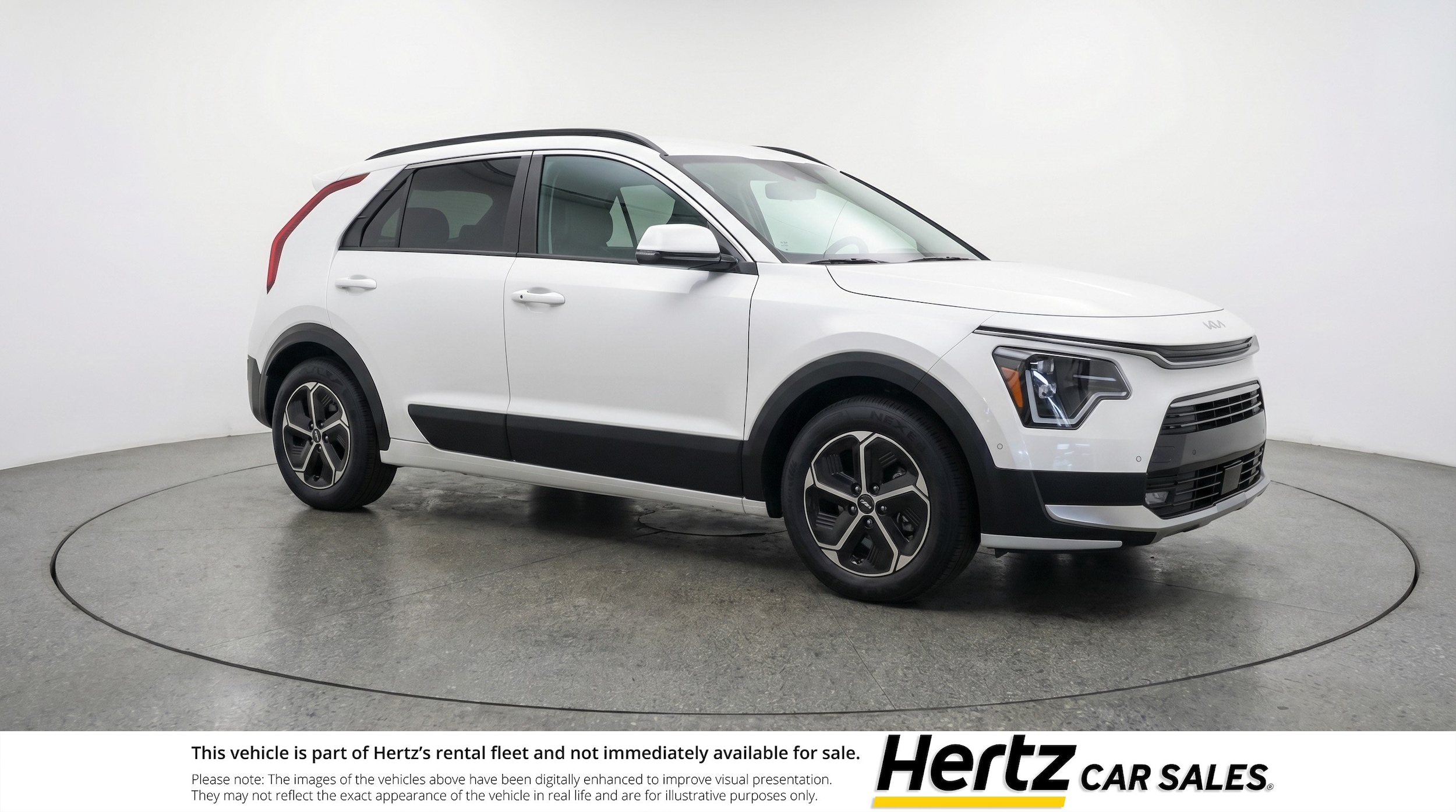 Thumbnail: 2026 Kia Niro - 1