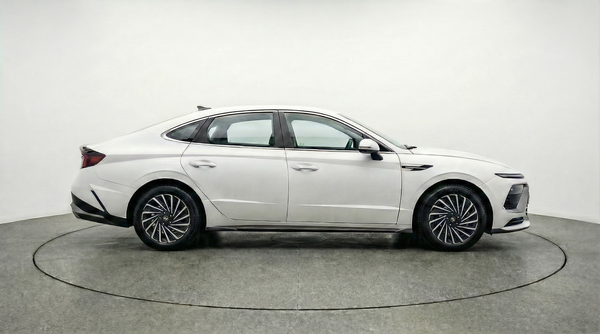 Thumbnail: 2025 Hyundai Sonata - 8