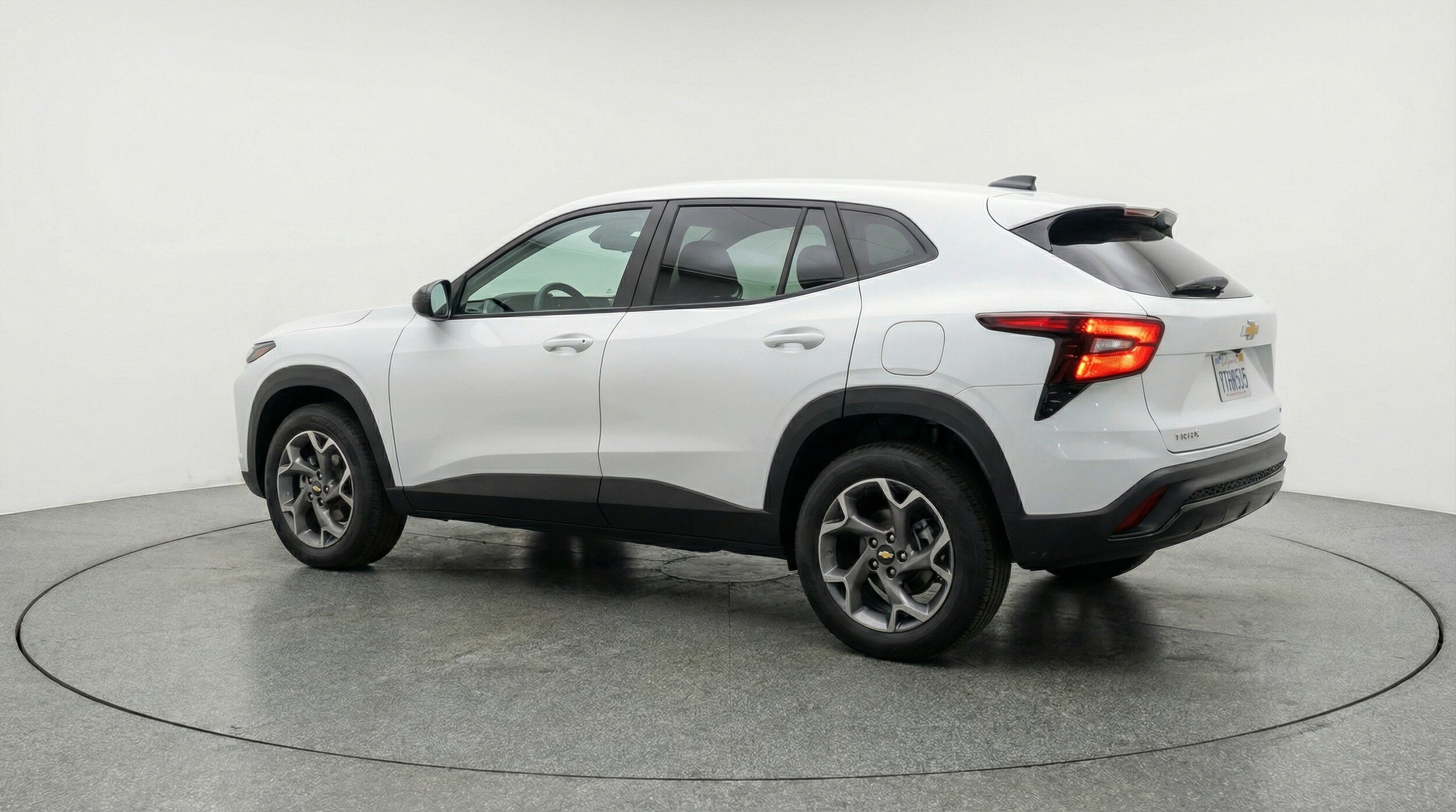 Thumbnail: 2025 Chevrolet Trax - 5