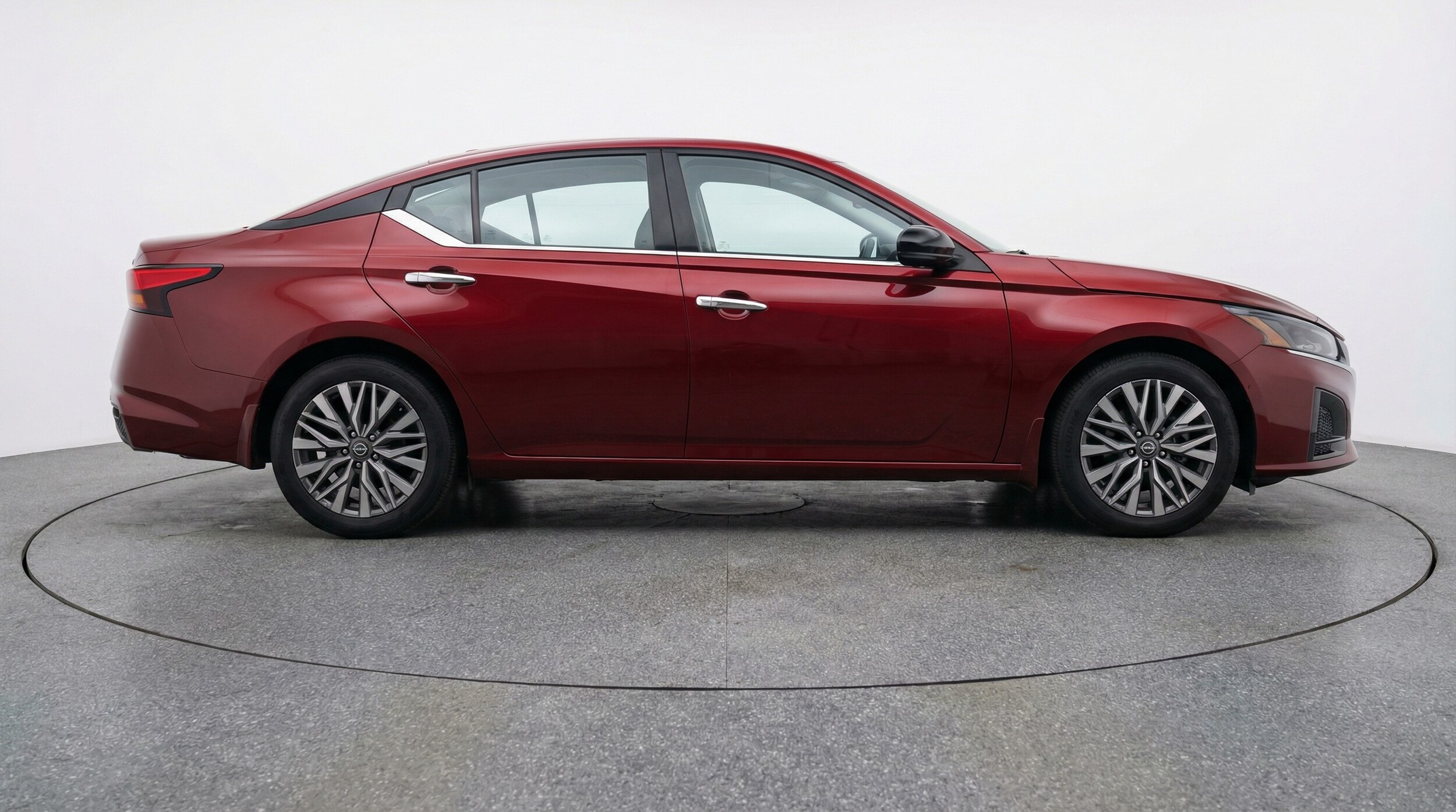 Thumbnail: 2025 Nissan Altima - 8