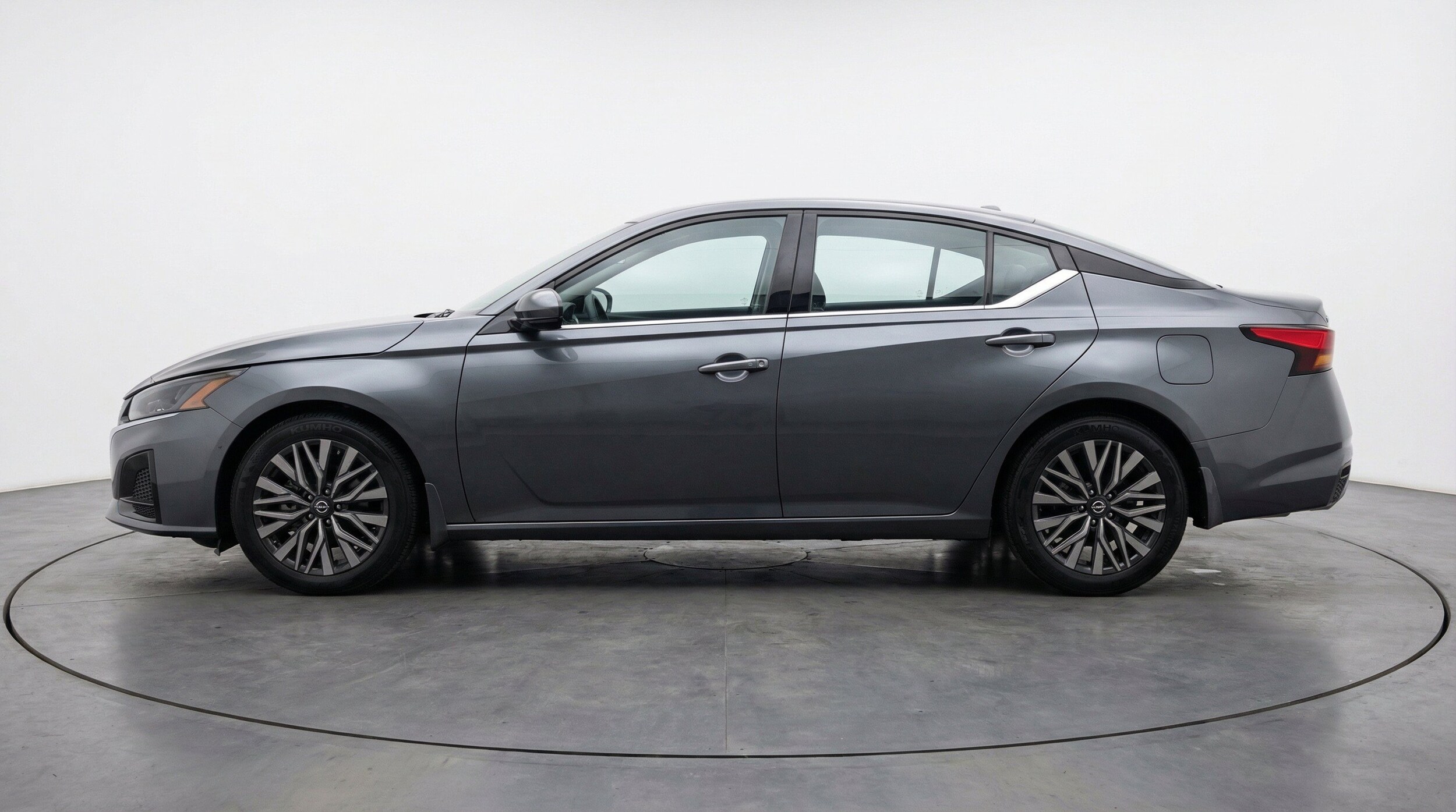 Thumbnail: 2026 Nissan Altima - 5
