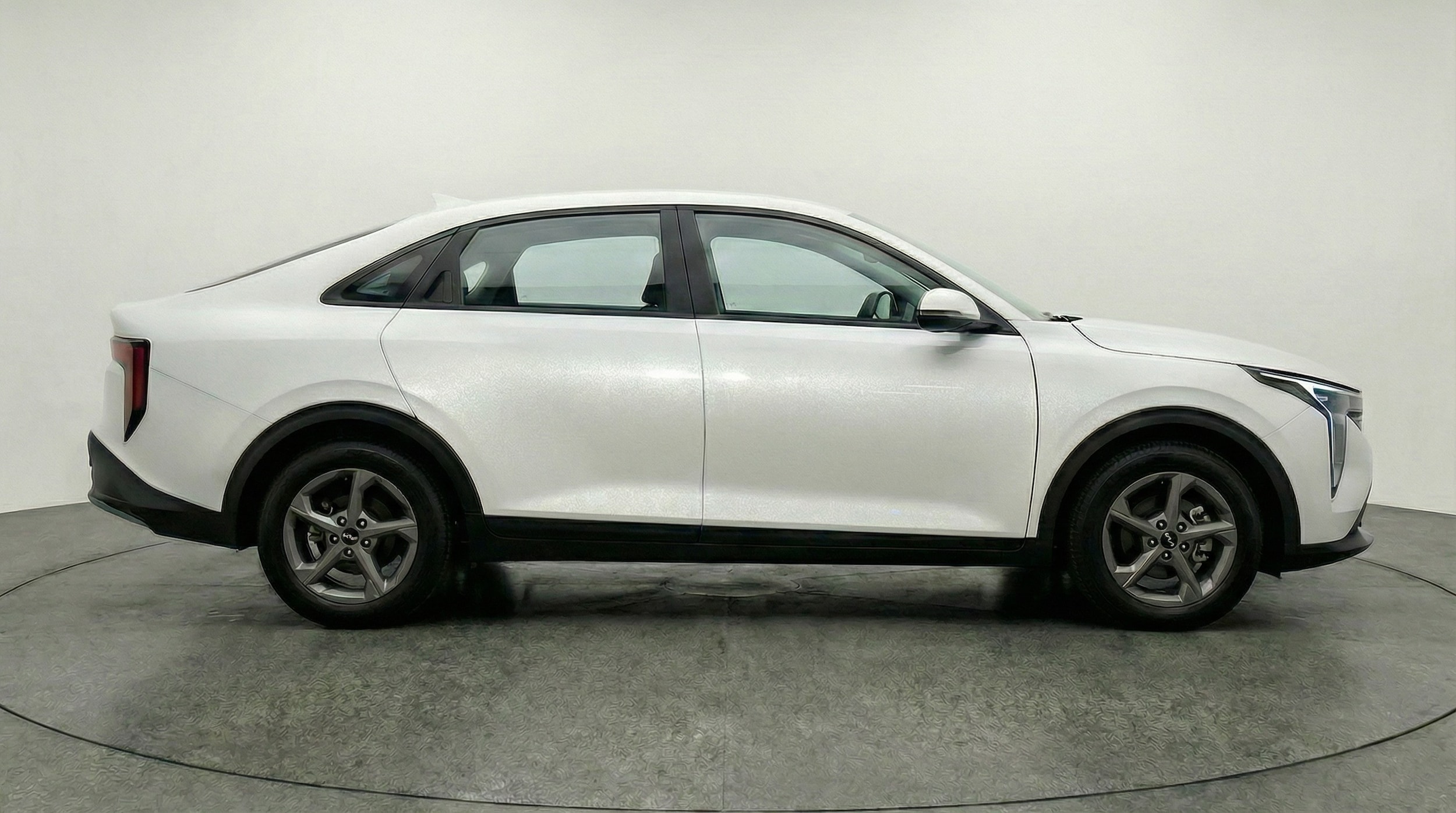 Thumbnail: 2025 Kia K4 - 8