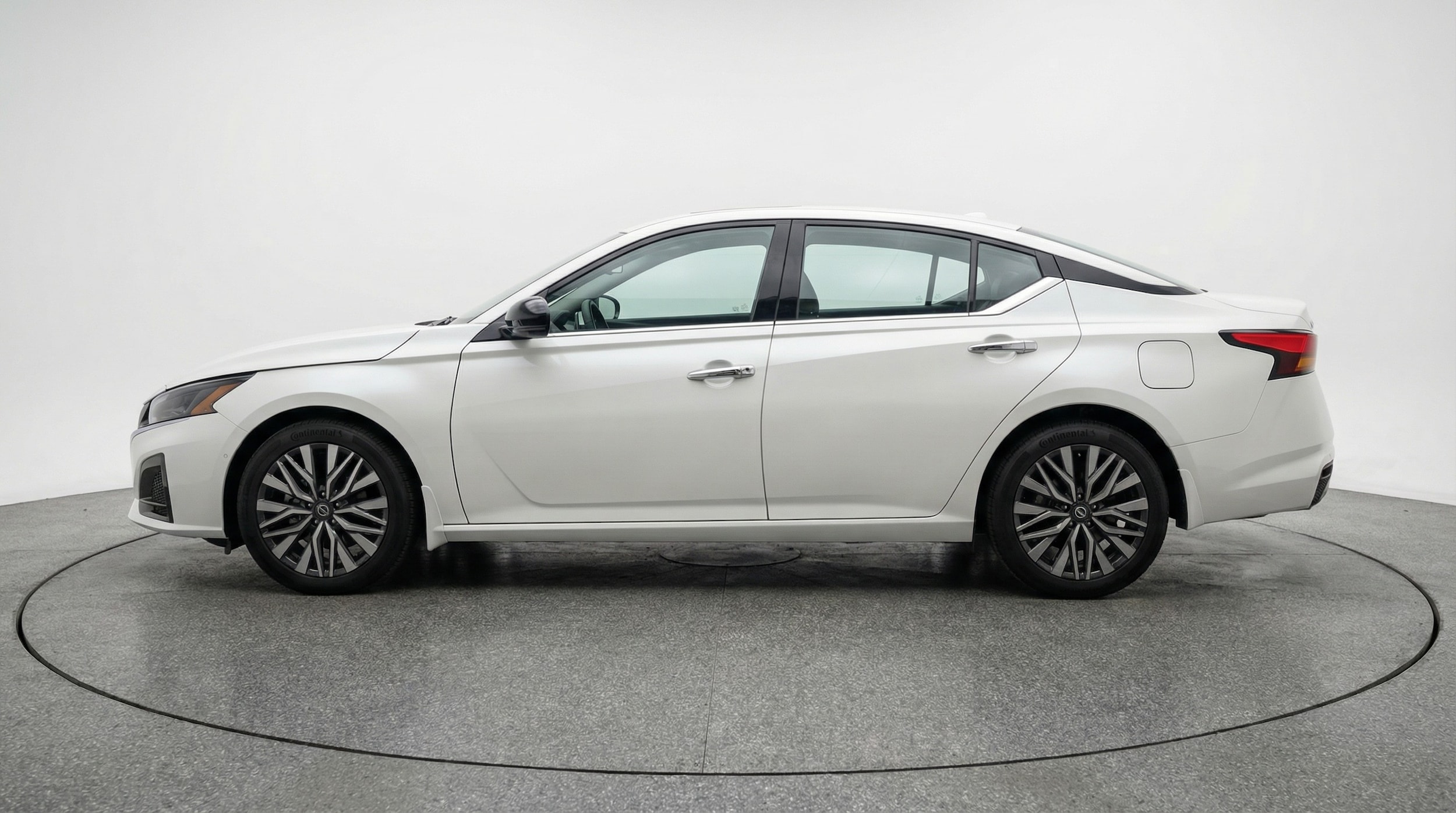 Thumbnail: 2025 Nissan Altima - 4