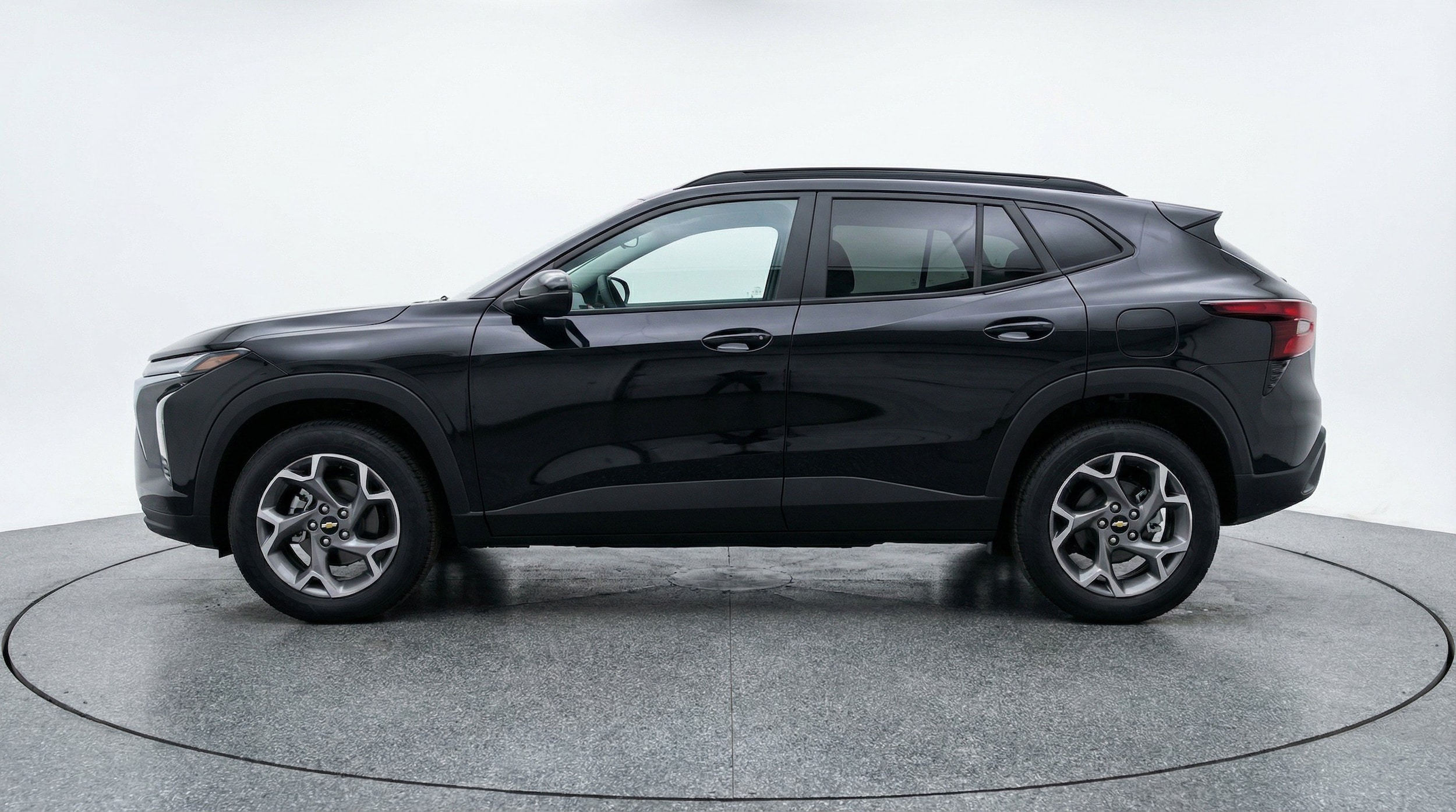 Thumbnail: 2025 Chevrolet Trax - 5