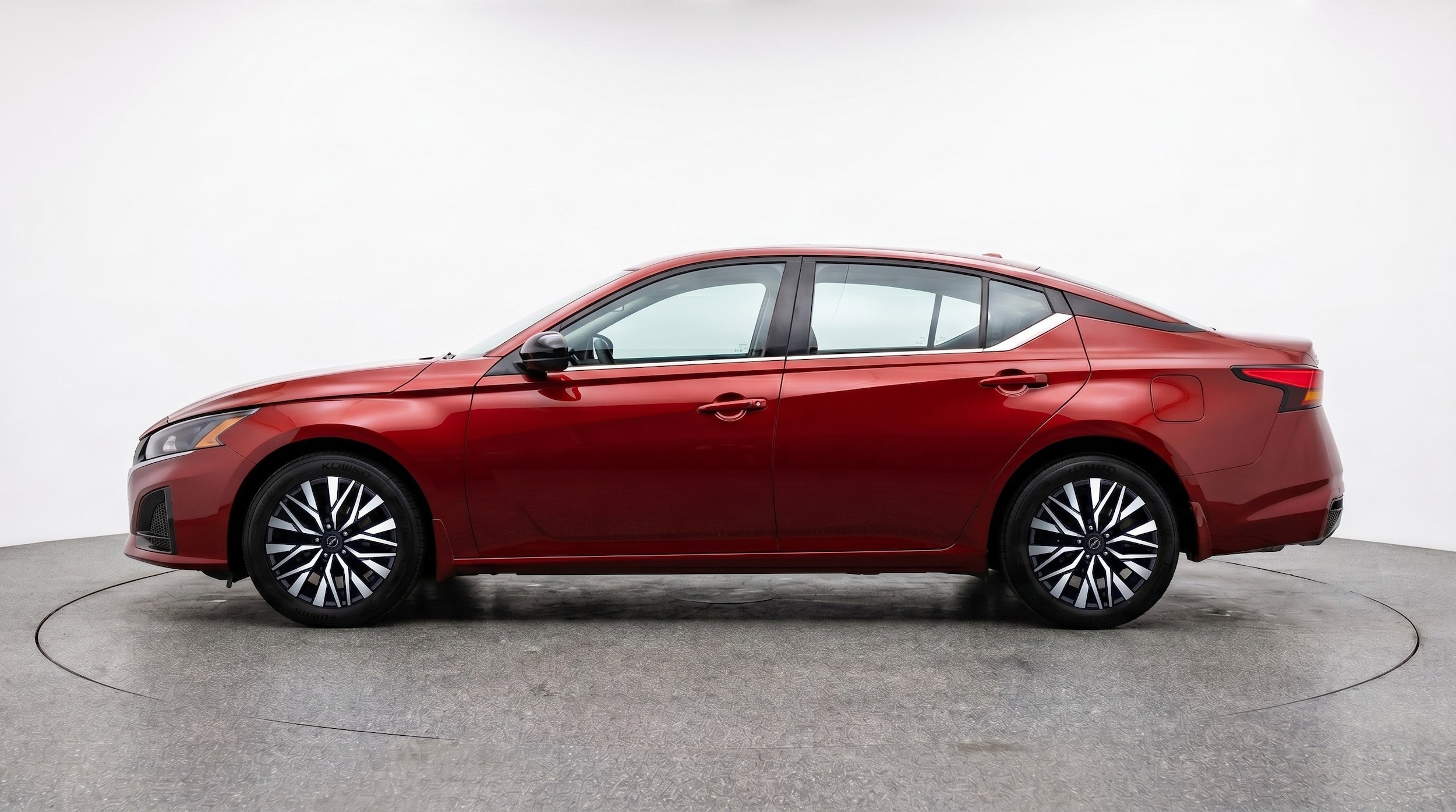Thumbnail: 2025 Nissan Altima - 5