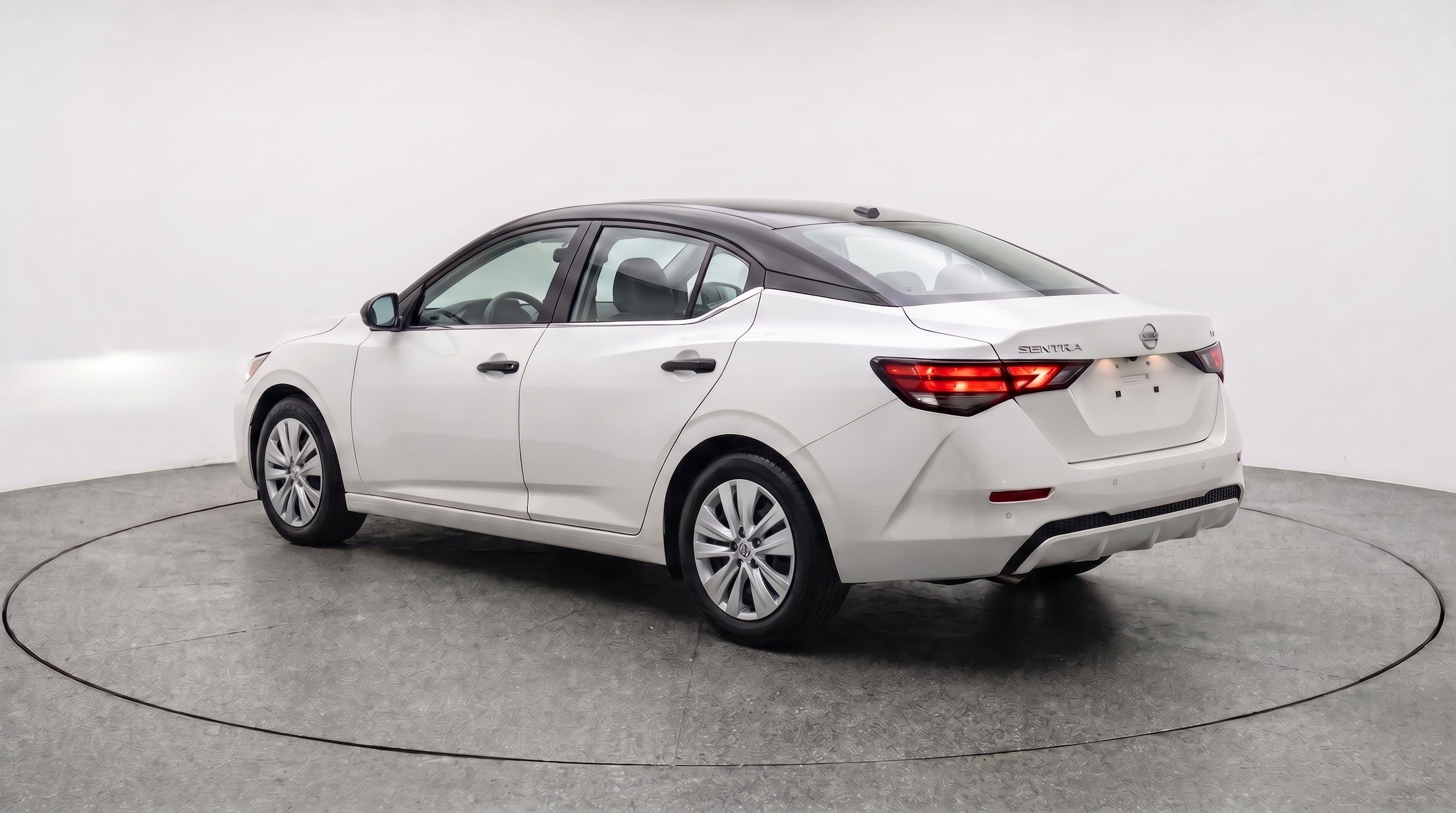 Thumbnail: 2025 Nissan Sentra - 6