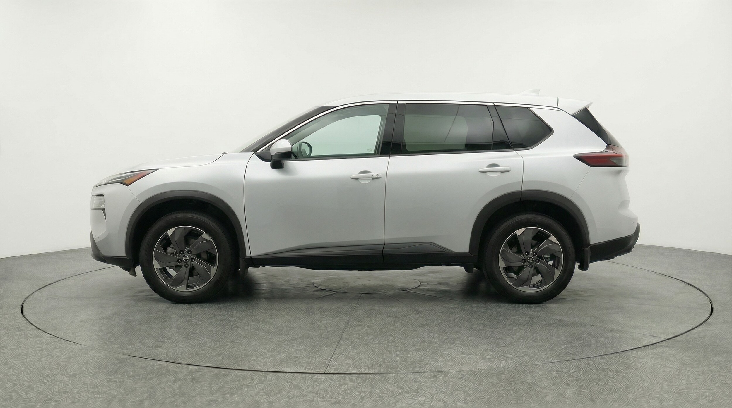 Thumbnail: 2025 Nissan Rogue - 4