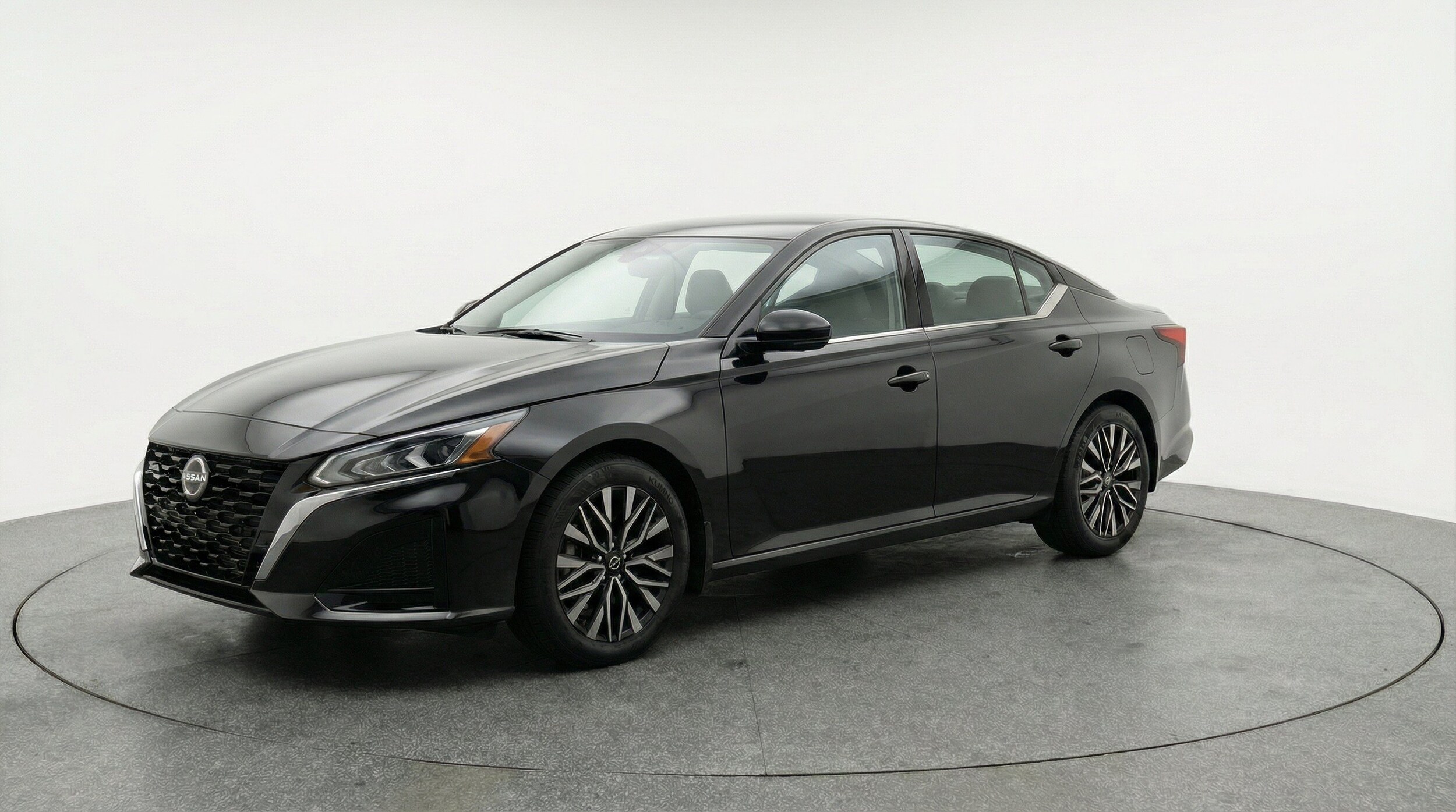 Thumbnail: 2026 Nissan Altima - 3