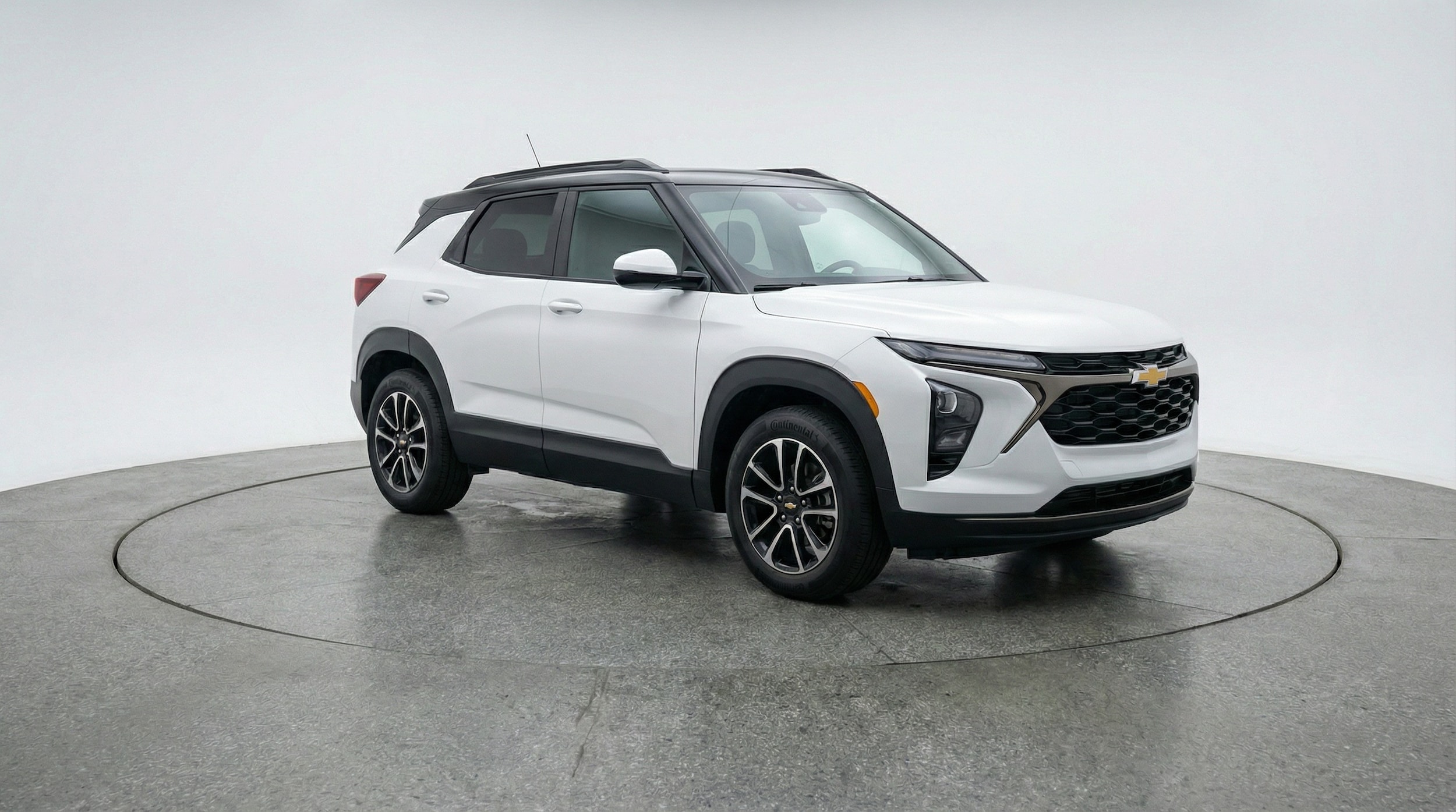 Thumbnail: 2025 Chevrolet TrailBlazer - 1
