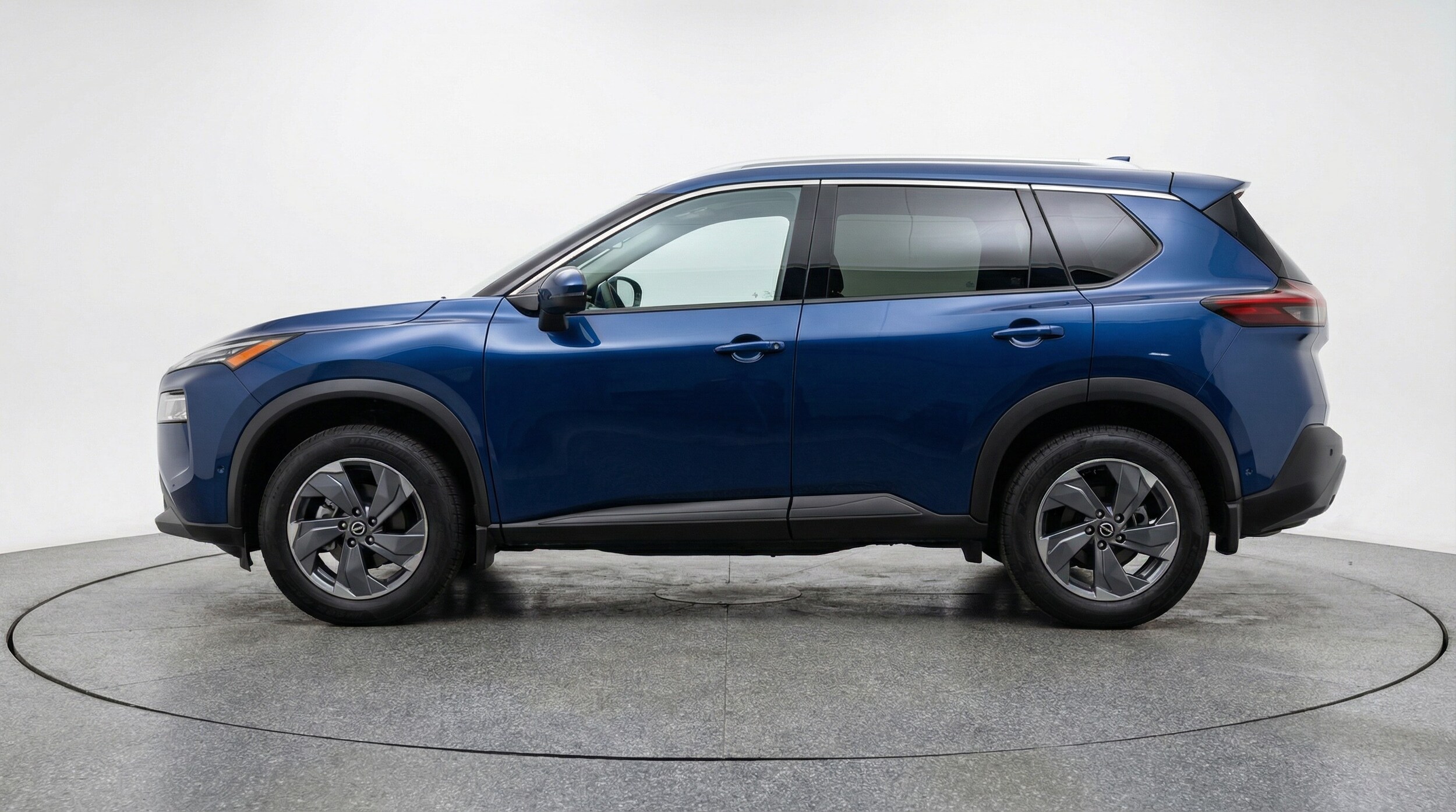 Thumbnail: 2025 Nissan Rogue - 4