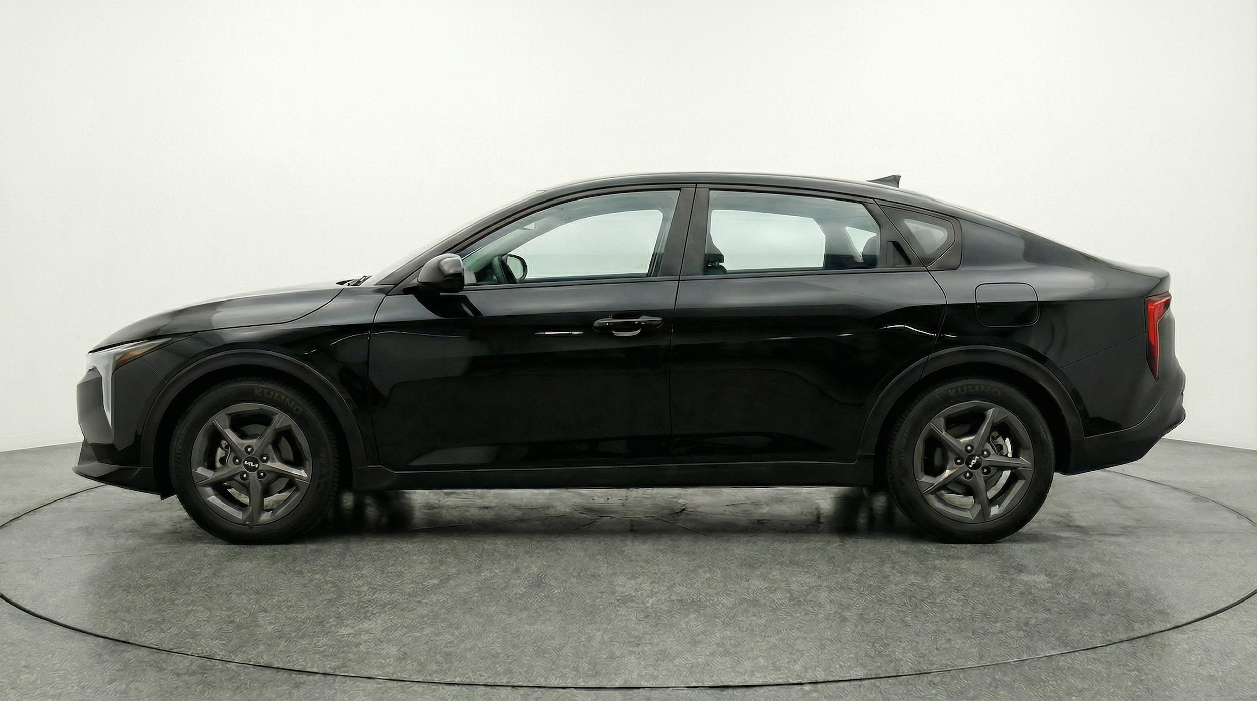 Thumbnail: 2025 Kia K4 - 4