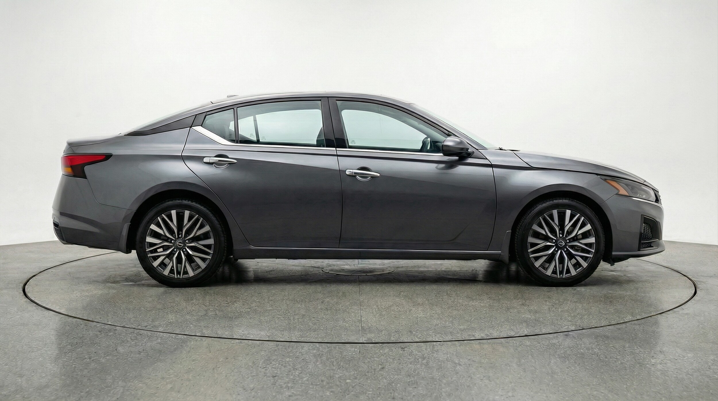 Thumbnail: 2025 Nissan Altima - 8