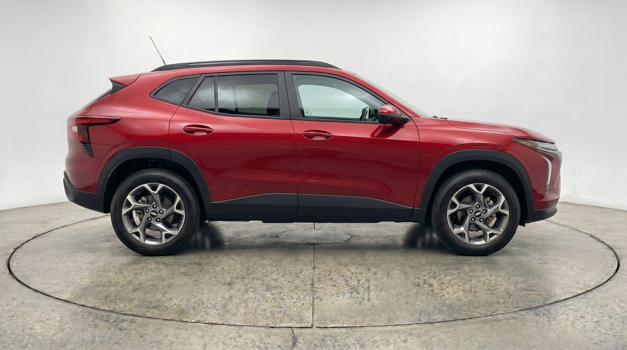 Thumbnail: 2025 Chevrolet Trax - 11