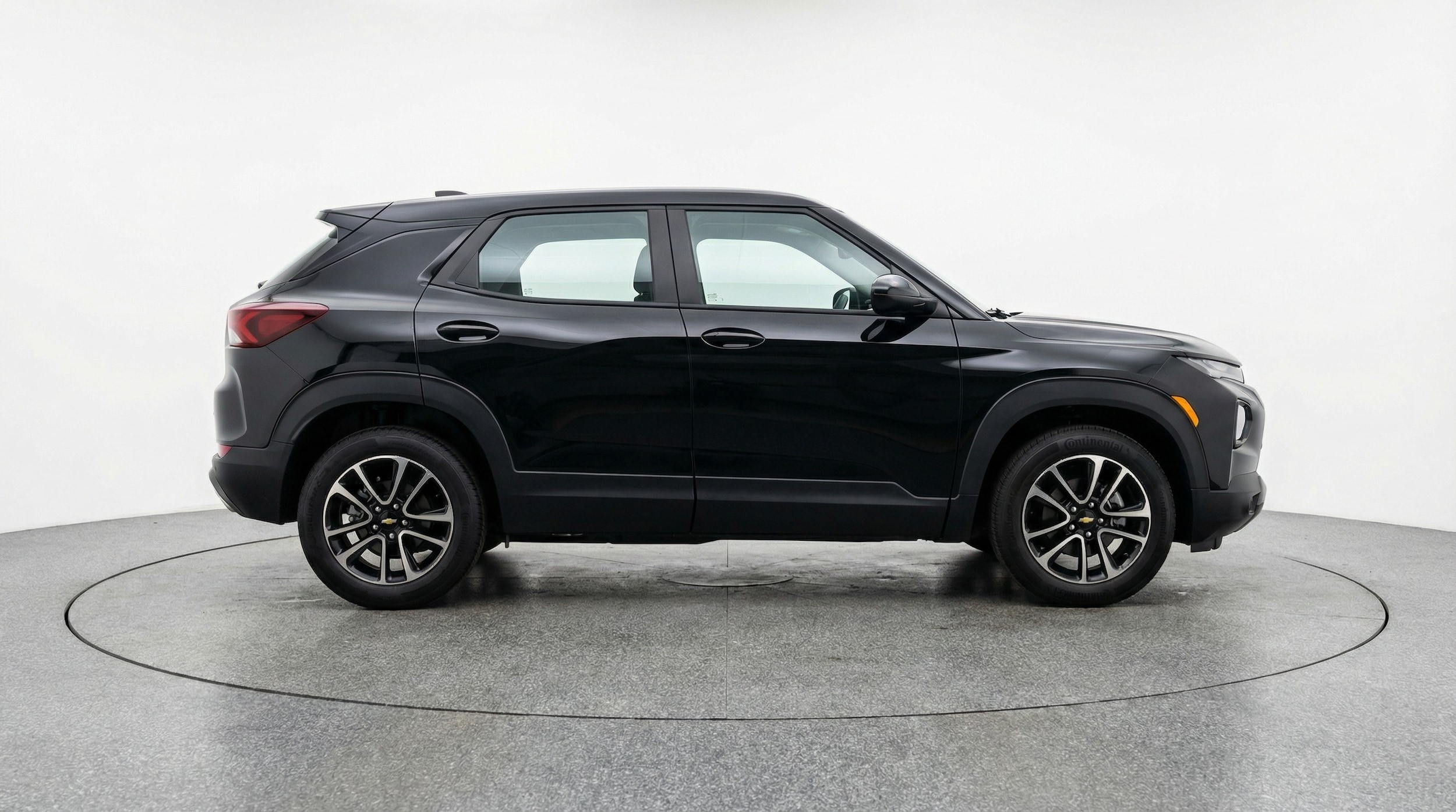 Thumbnail: 2025 Chevrolet TrailBlazer - 8