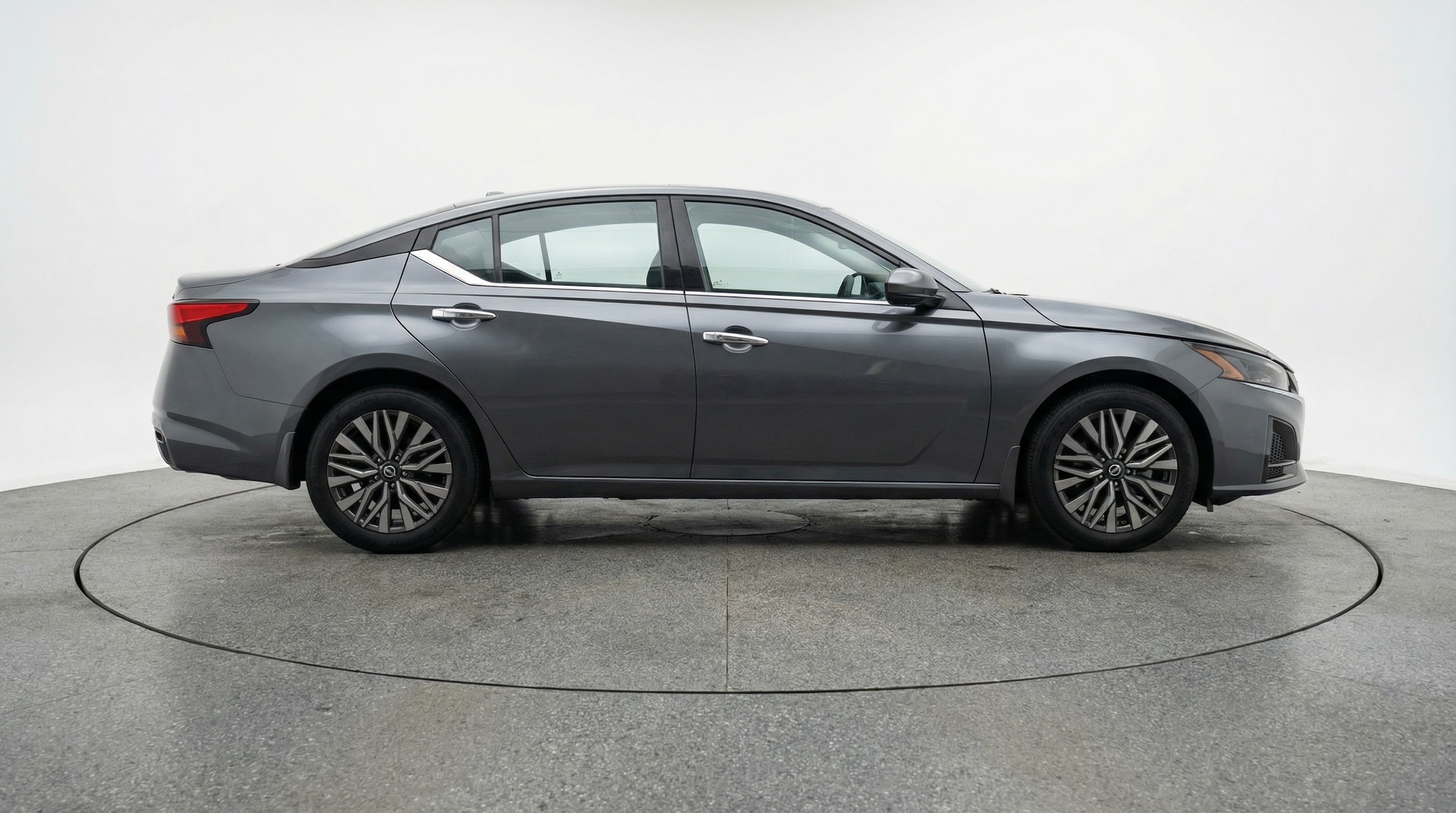 Thumbnail: 2025 Nissan Altima - 8