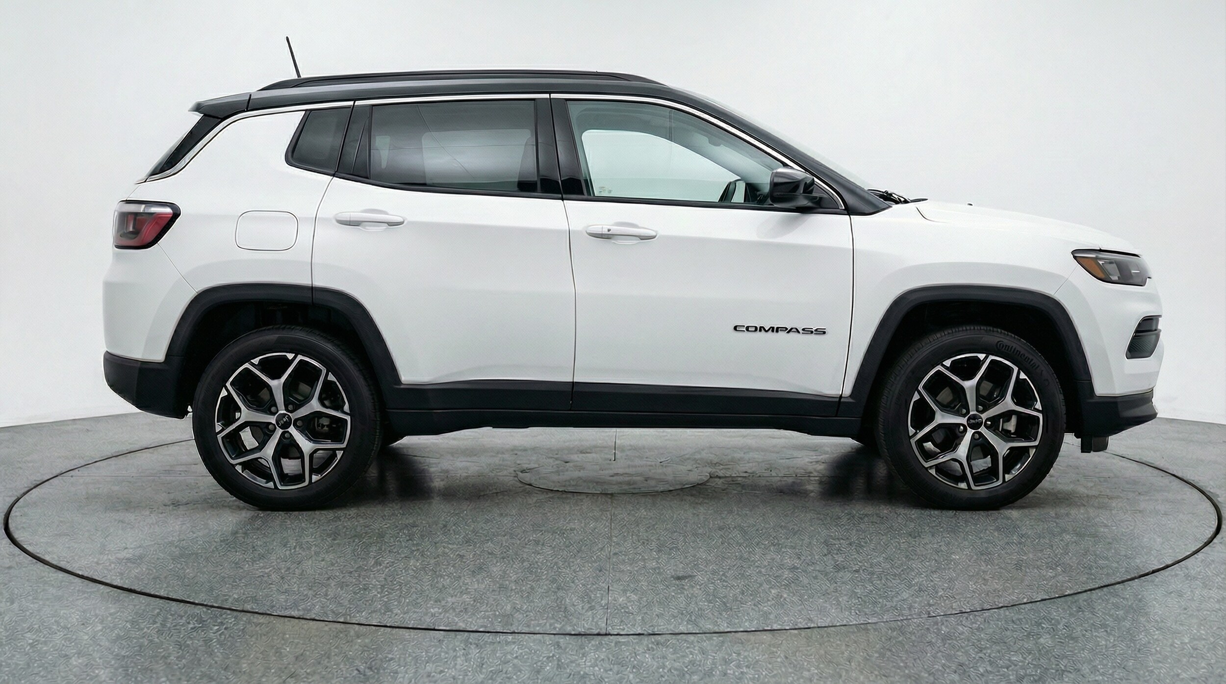 Thumbnail: 2025 Jeep Compass - 8