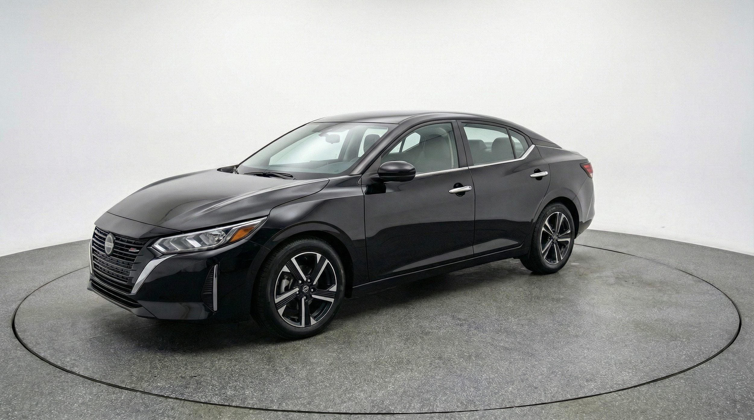 Thumbnail: 2025 Nissan Sentra - 3