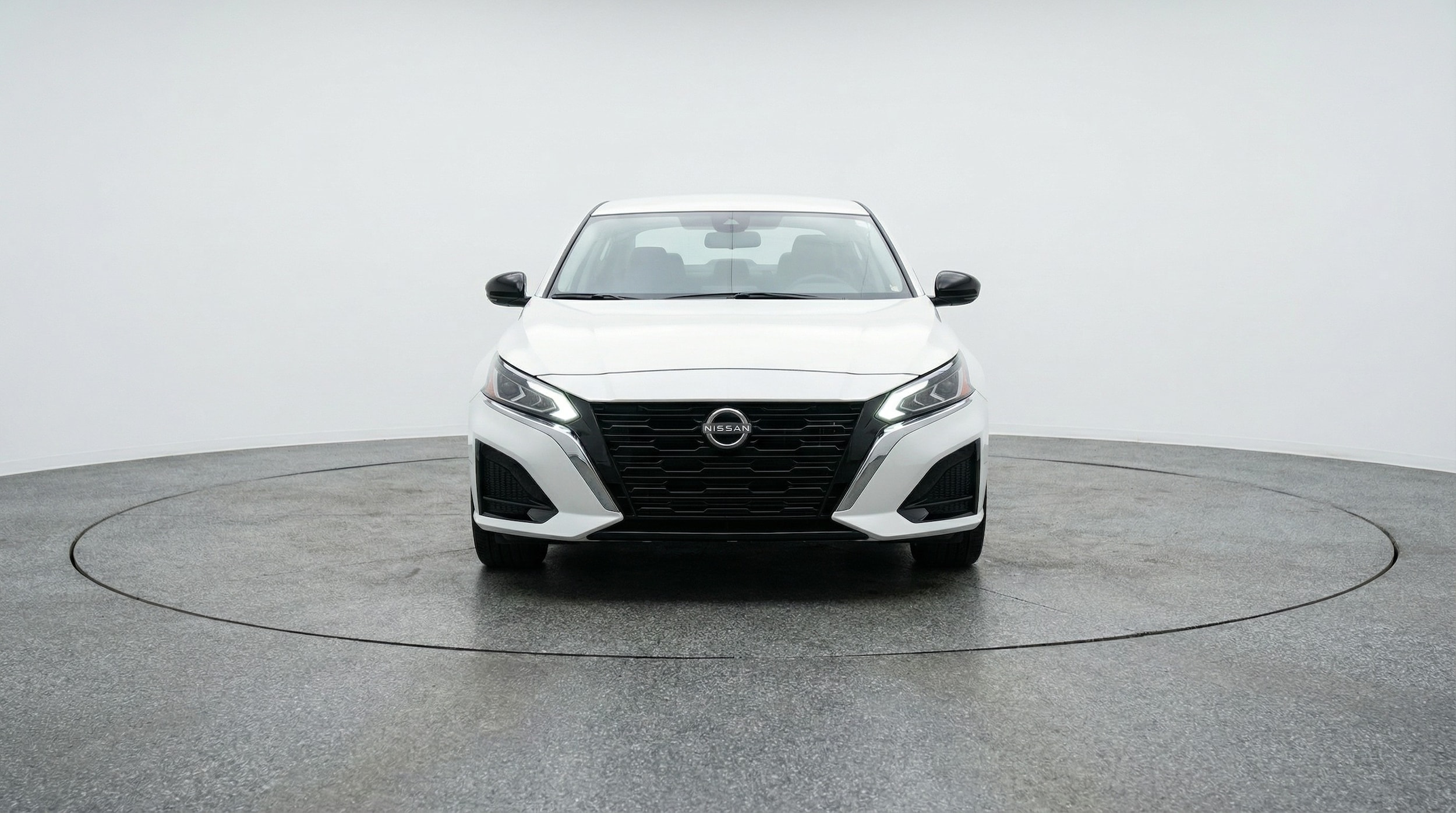 Thumbnail: 2025 Nissan Altima - 2