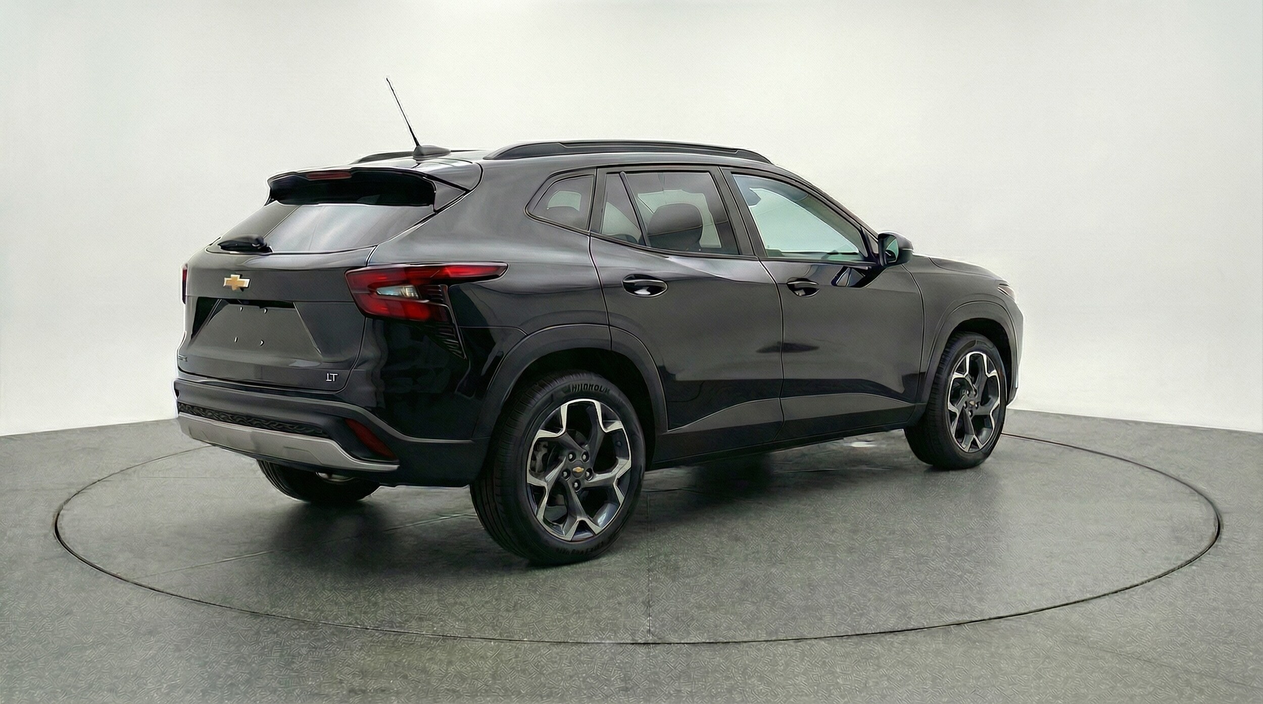 Thumbnail: 2025 Chevrolet Trax - 7