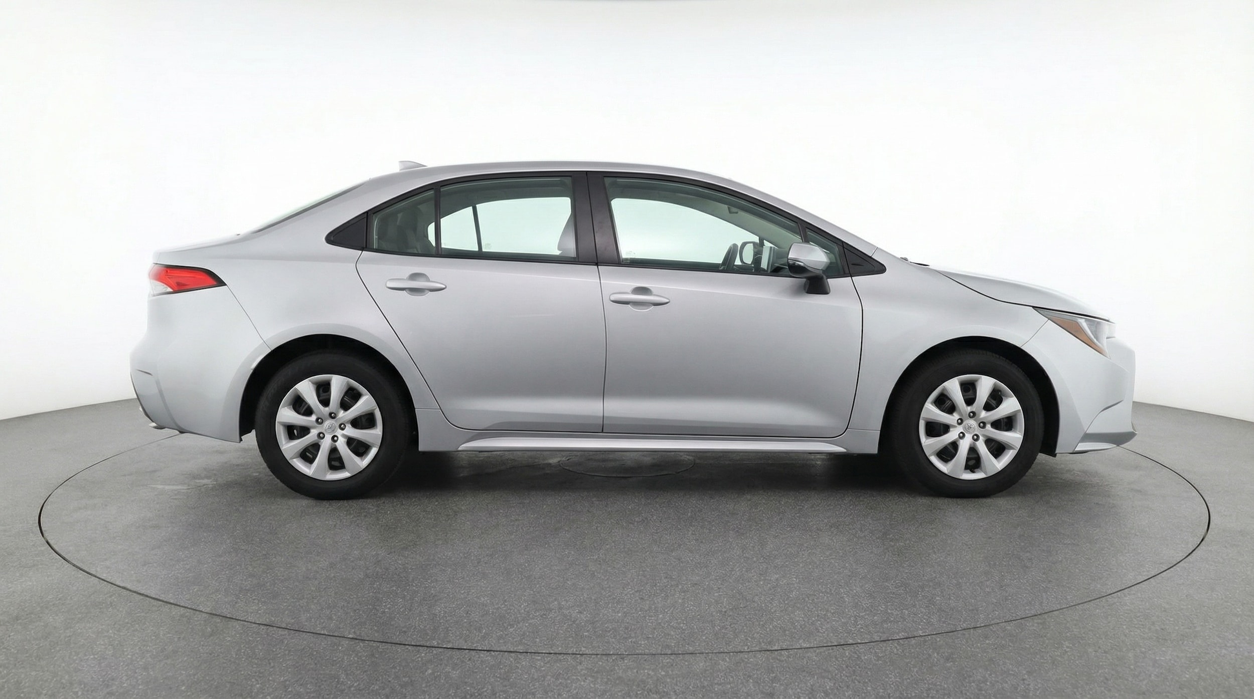 Thumbnail: 2025 Toyota Corolla - 8