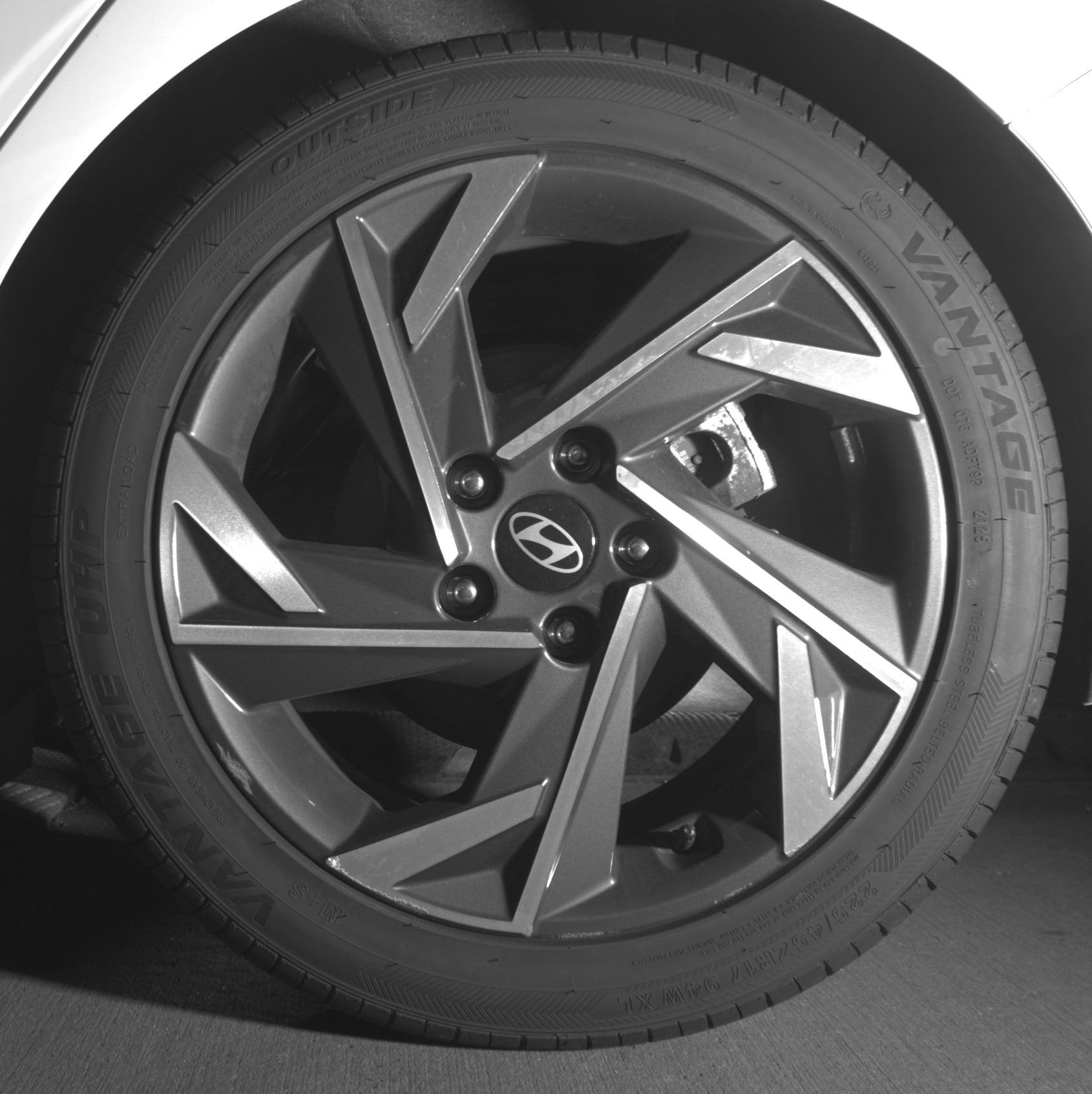 Thumbnail: 2025 Hyundai Elantra - 13