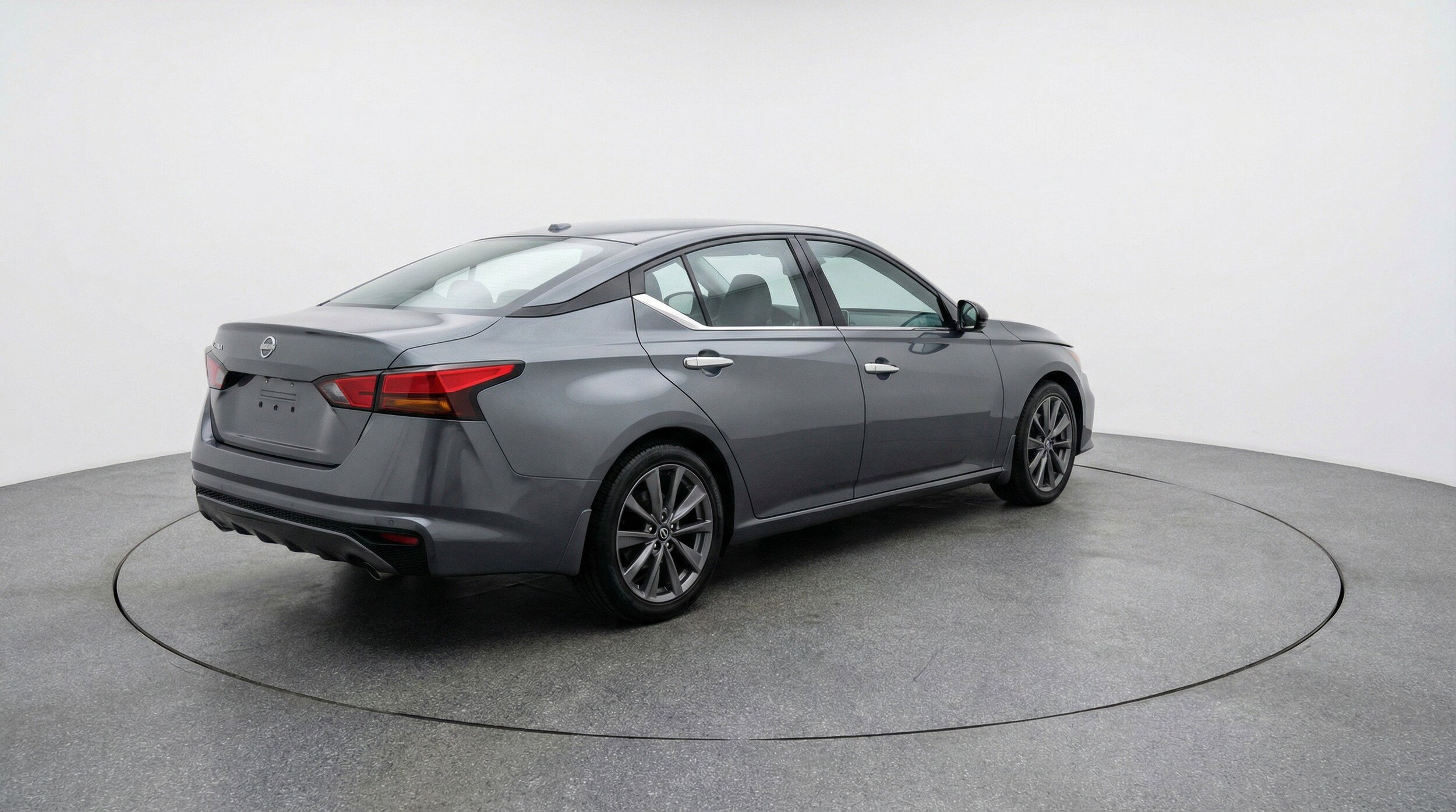 Thumbnail: 2025 Nissan Altima - 9