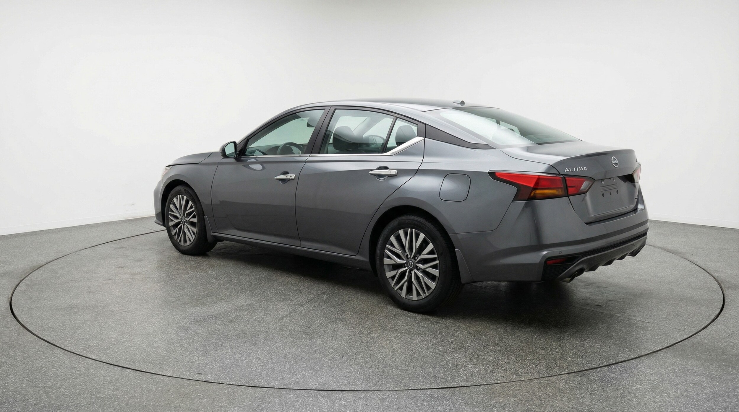 Thumbnail: 2025 Nissan Altima - 5