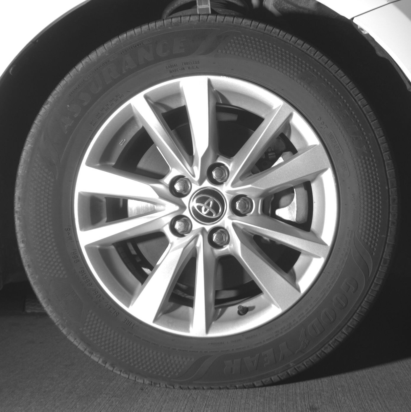 Thumbnail: 2025 Toyota Camry - 10