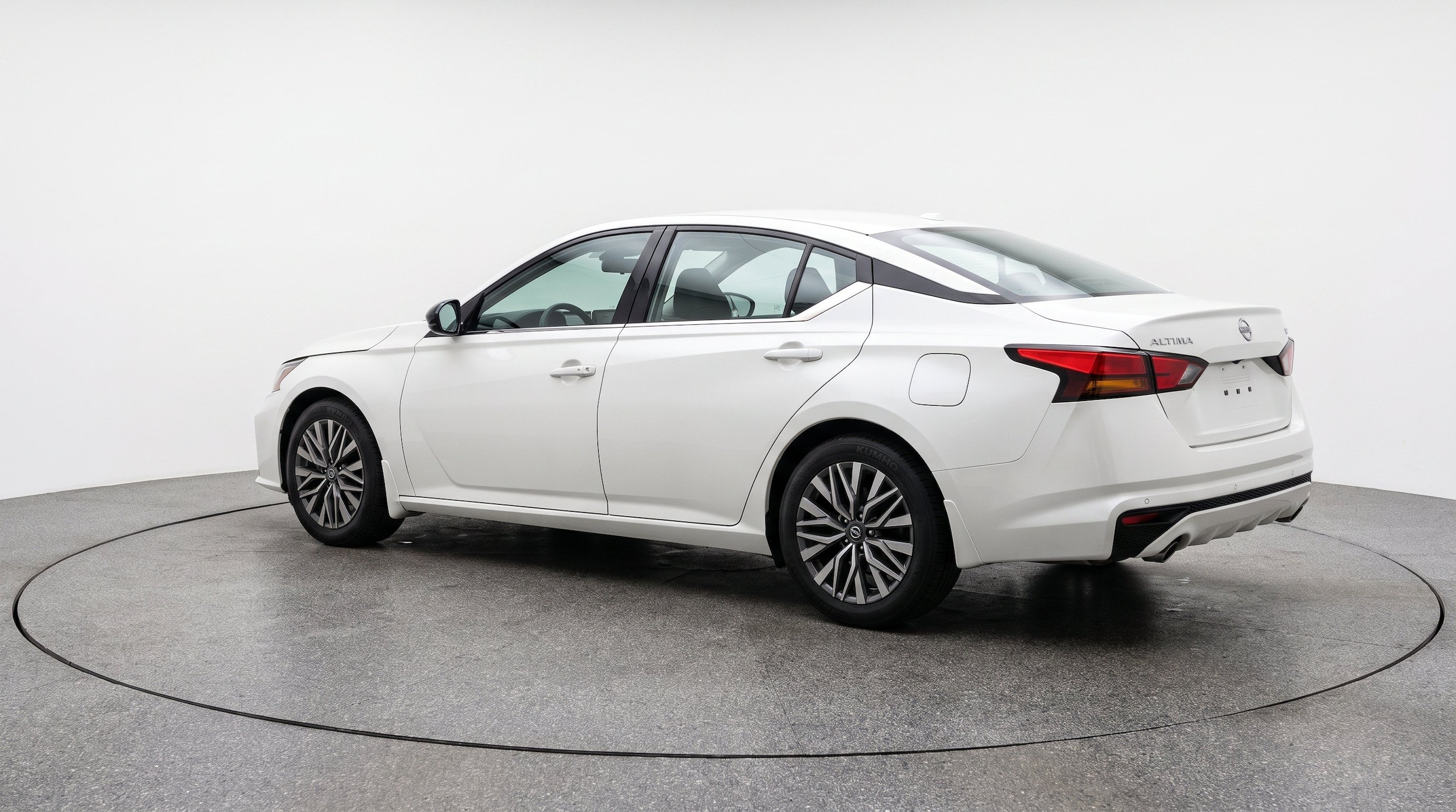 Thumbnail: 2025 Nissan Altima - 6