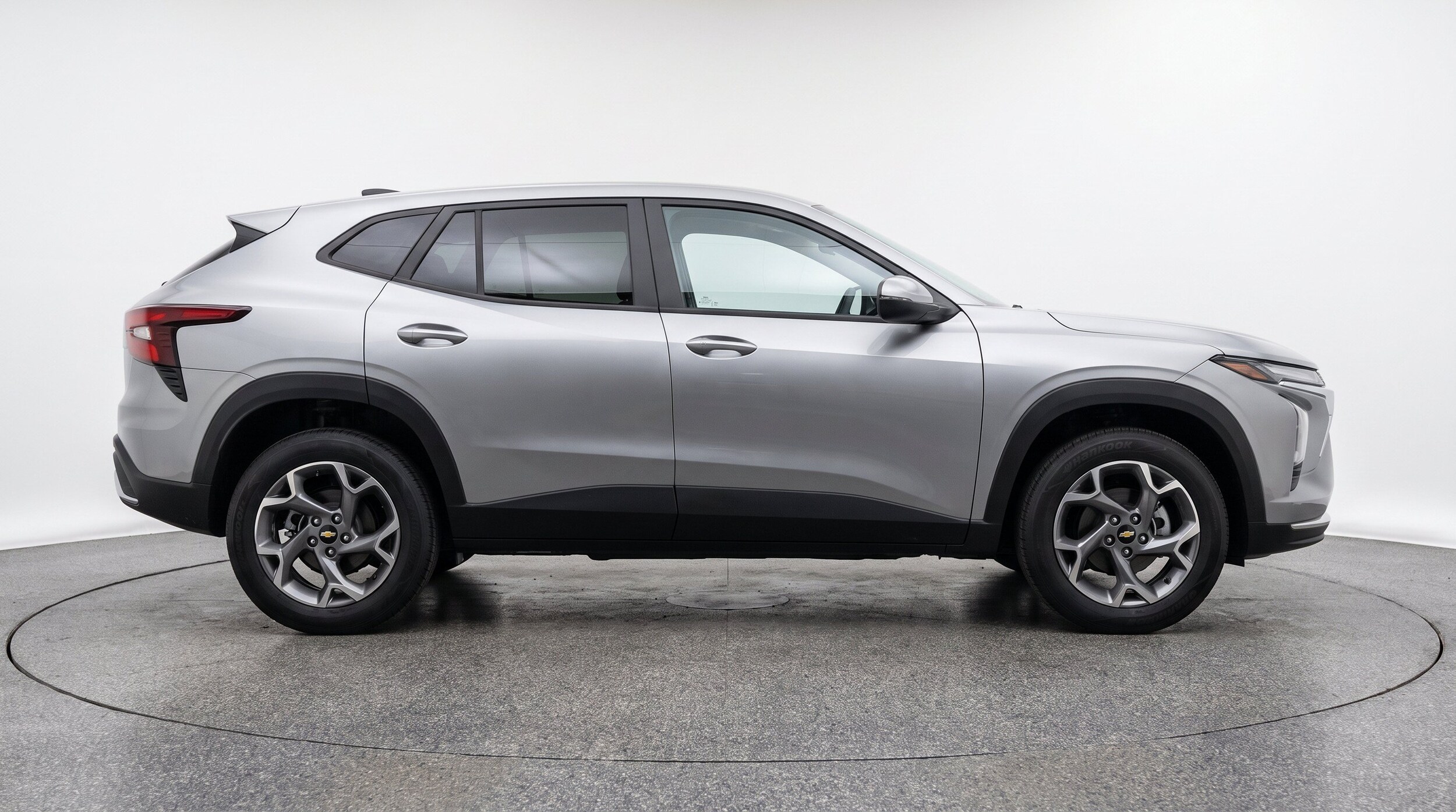 Thumbnail: 2025 Chevrolet Trax - 10