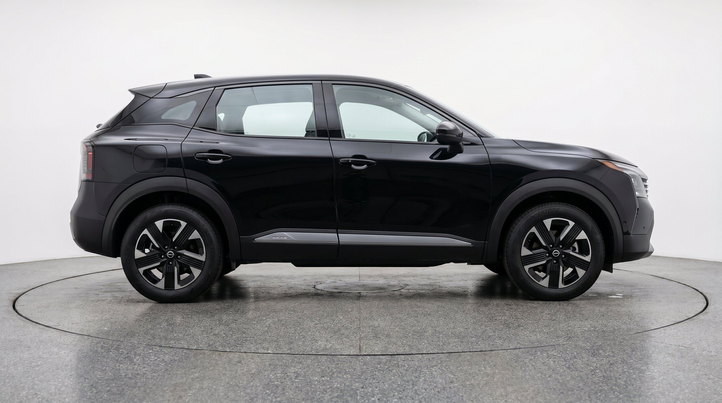 Thumbnail: 2026 Nissan Kicks - 11