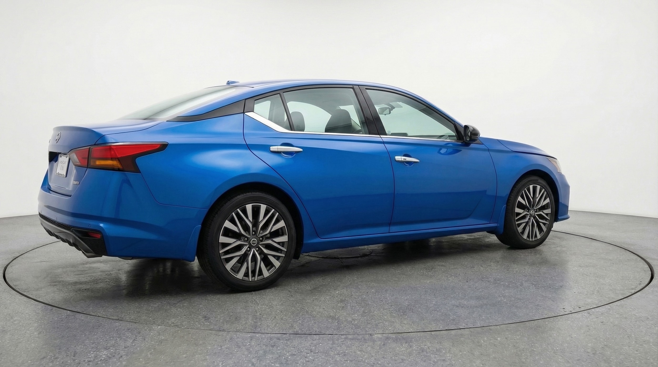 Thumbnail: 2025 Nissan Altima - 7