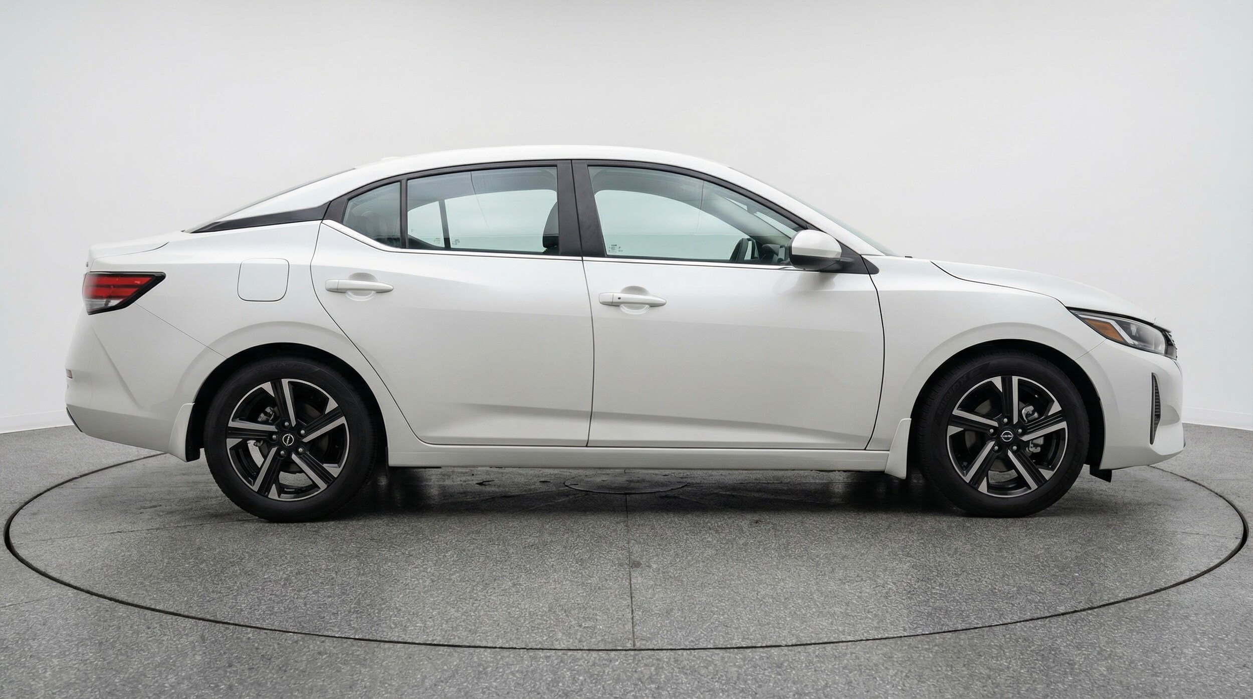 Thumbnail: 2025 Nissan Sentra - 8