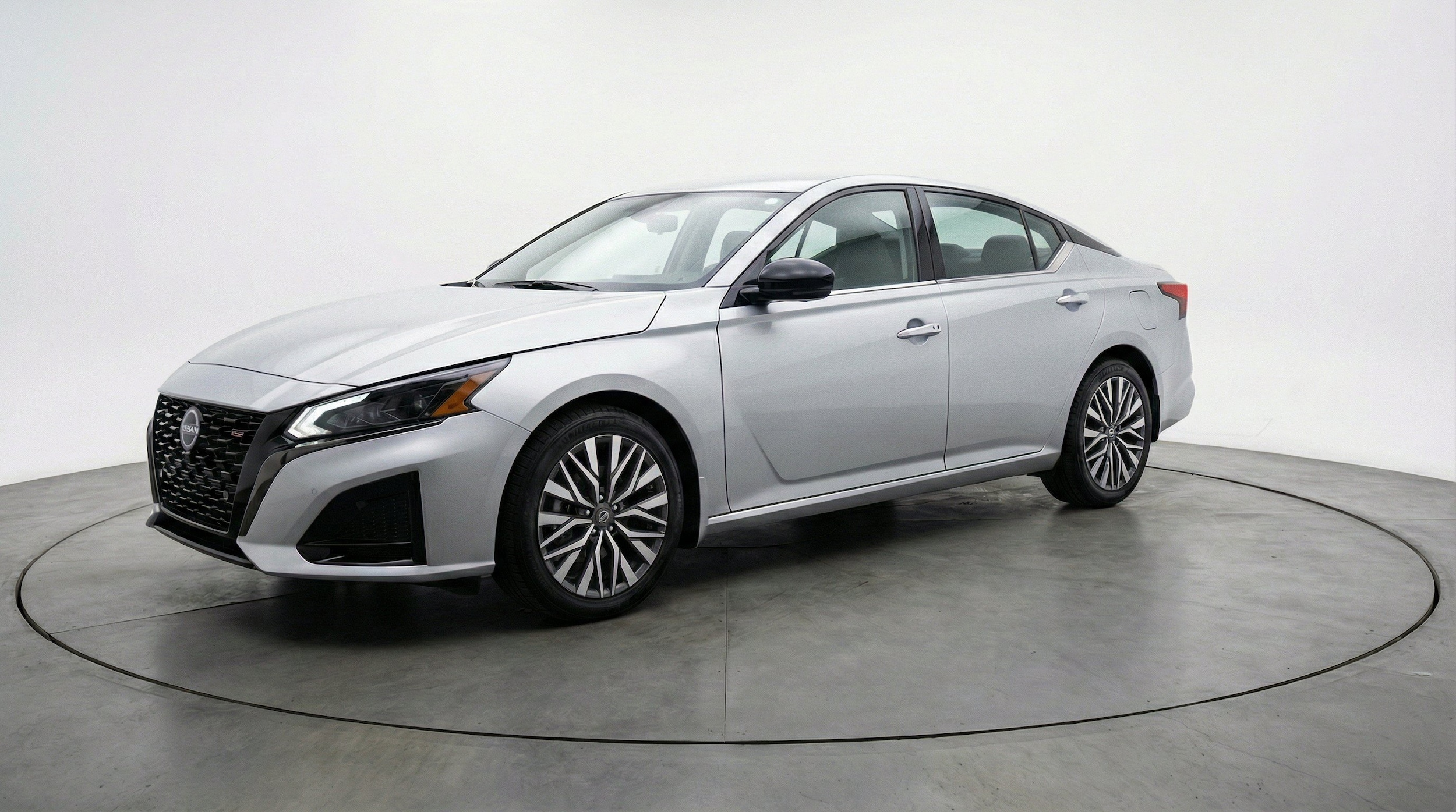 Thumbnail: 2025 Nissan Altima - 3
