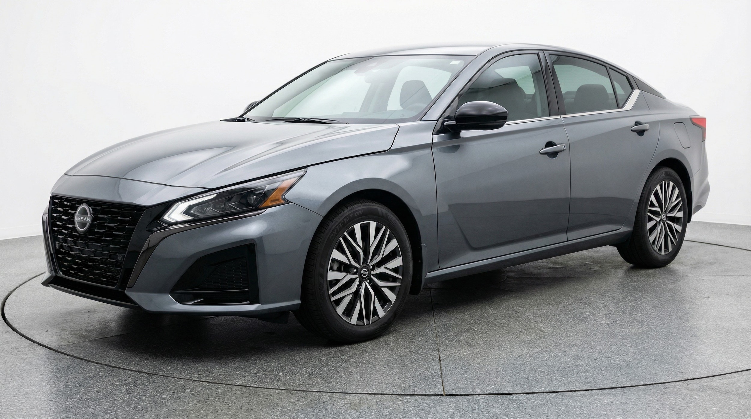 Thumbnail: 2025 Nissan Altima - 3