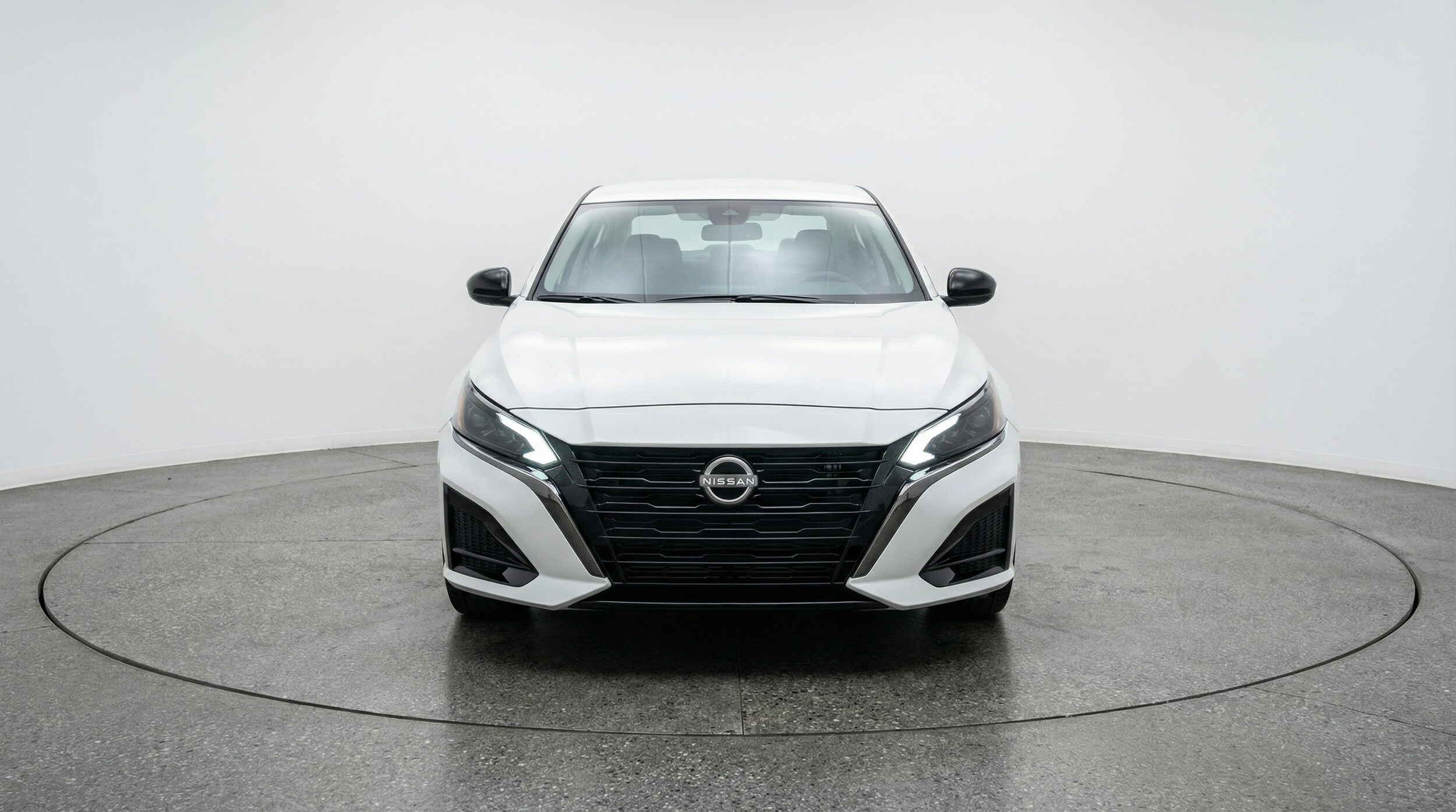 Thumbnail: 2025 Nissan Altima - 2