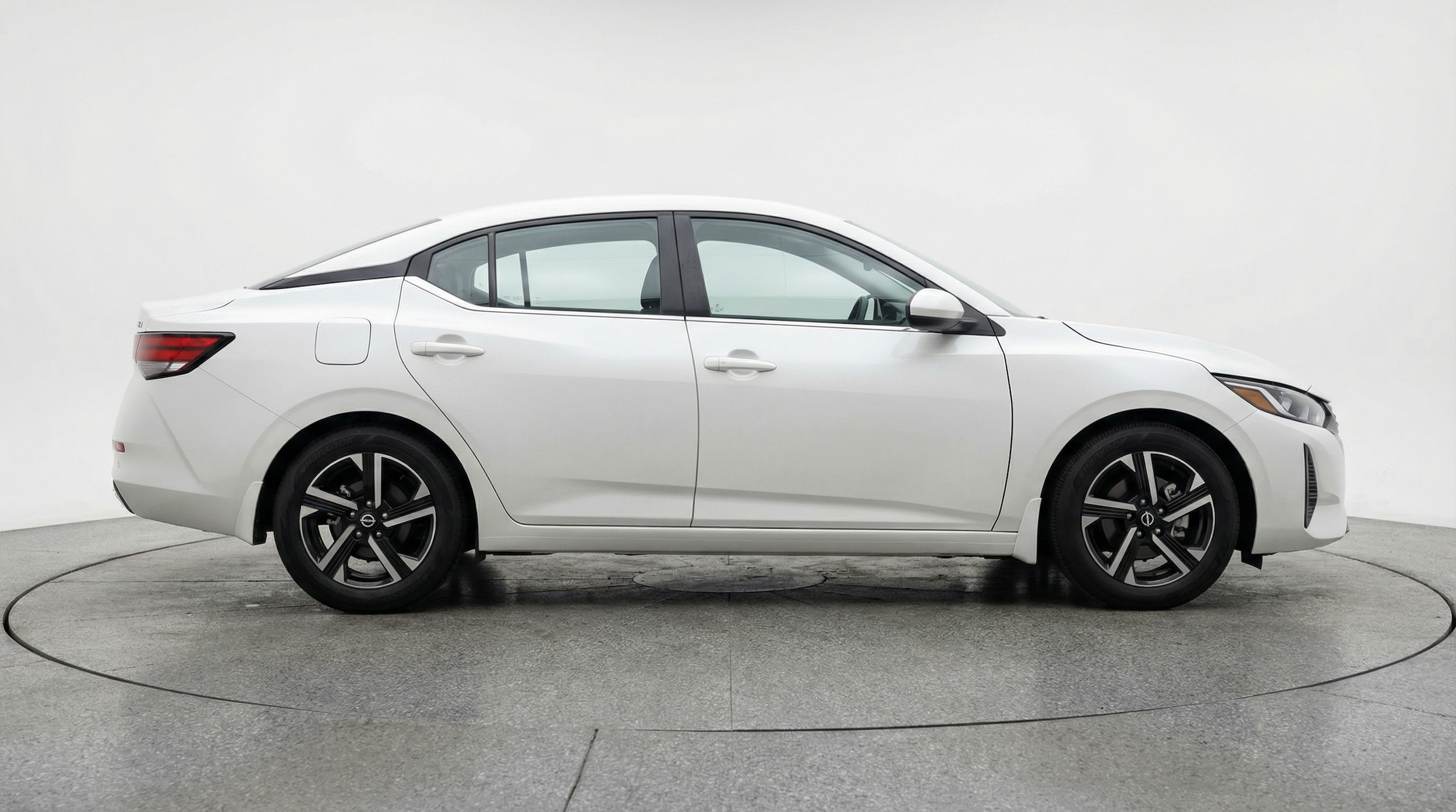 Thumbnail: 2025 Nissan Sentra - 8