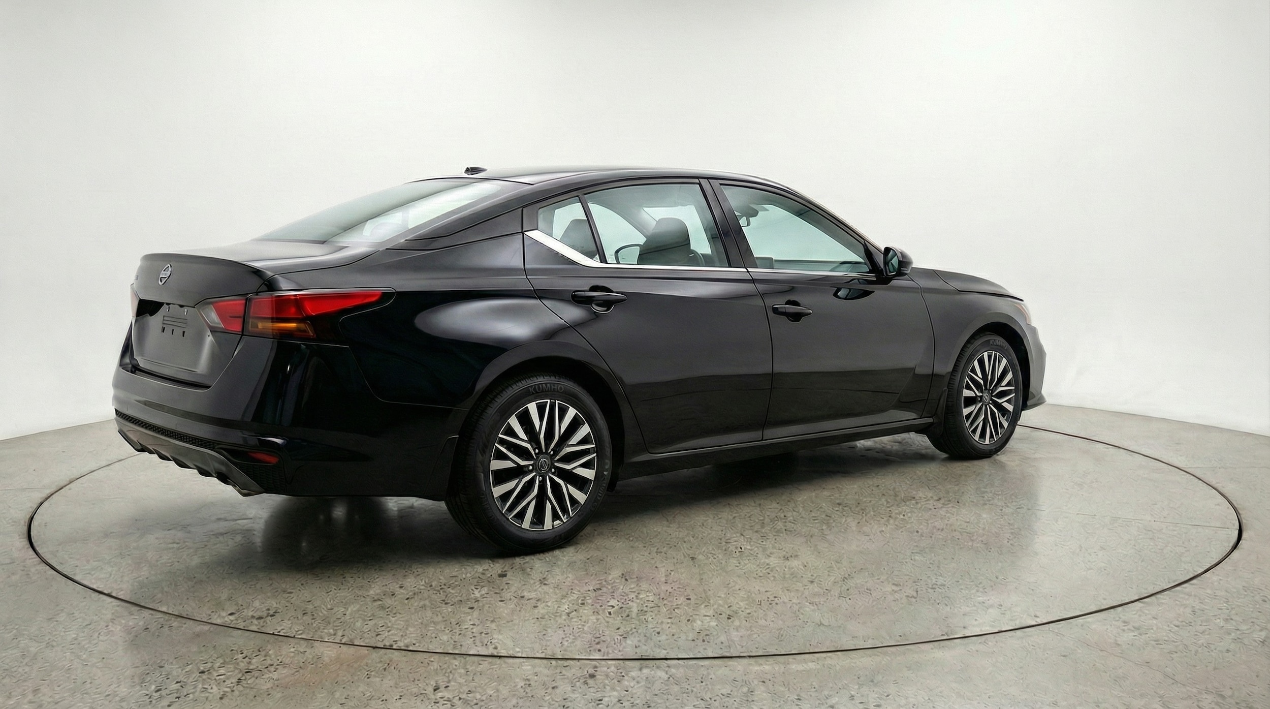 Thumbnail: 2025 Nissan Altima - 7