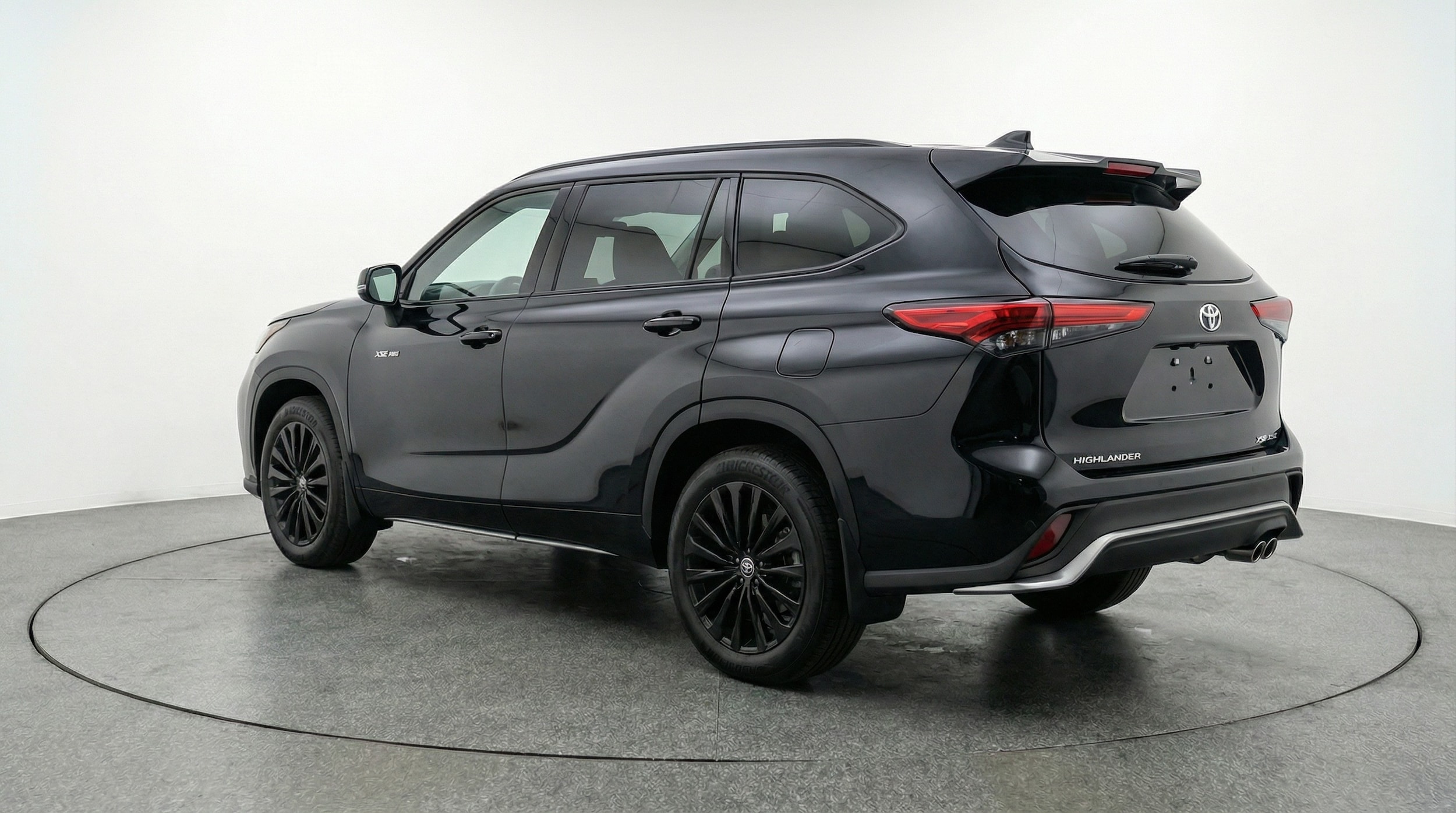 Thumbnail: 2025 Toyota Highlander - 5