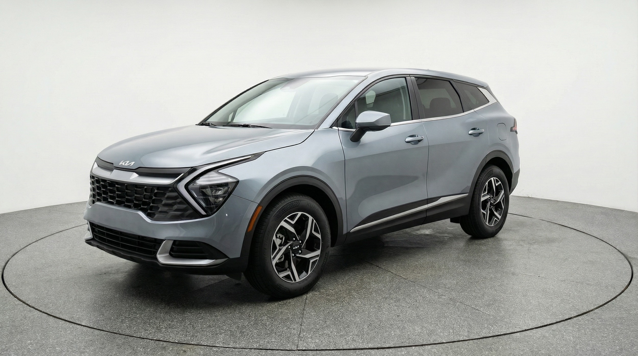 Thumbnail: 2025 Kia Sportage - 3