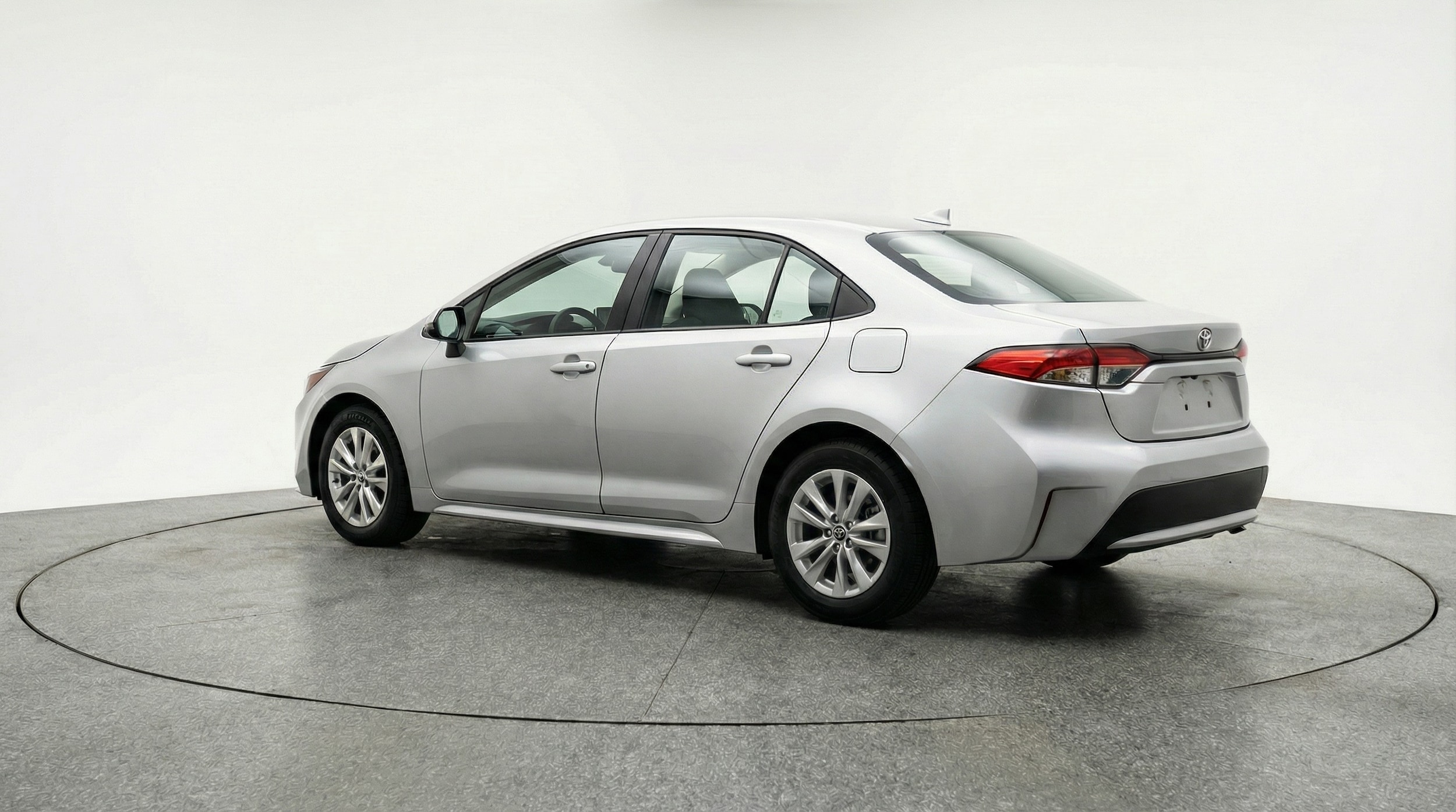 Thumbnail: 2025 Toyota Corolla Cross - 5