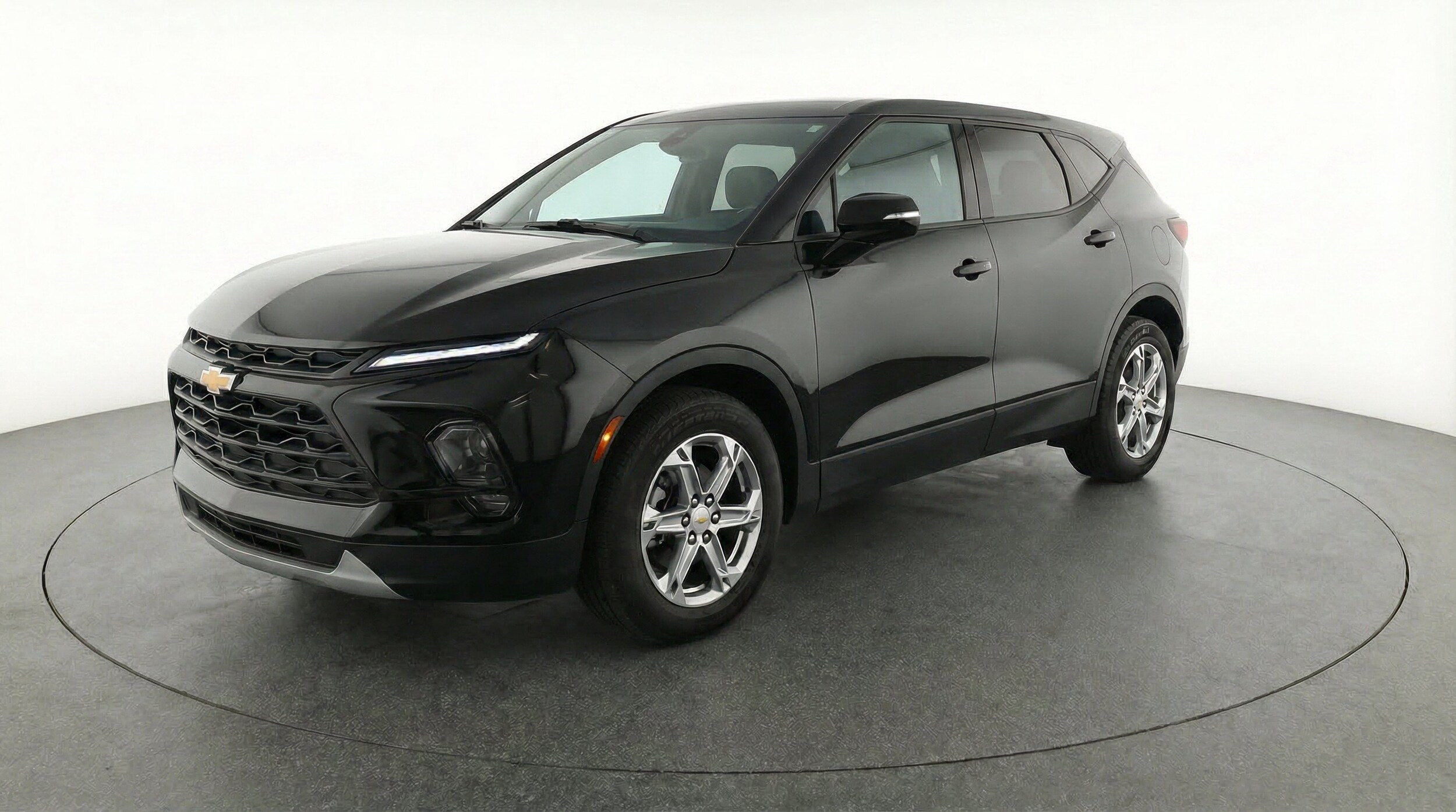 Thumbnail: 2025 Chevrolet Blazer - 3