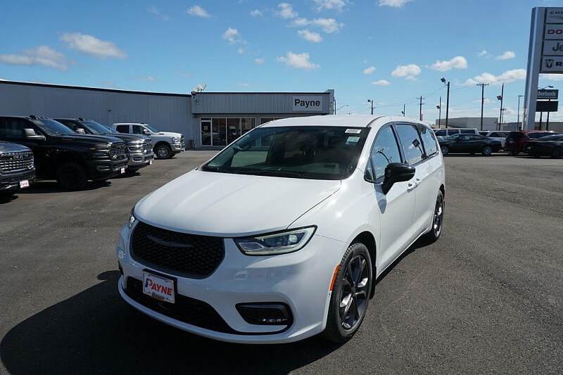 2026 Chrysler Pacifica Select - Photo 34