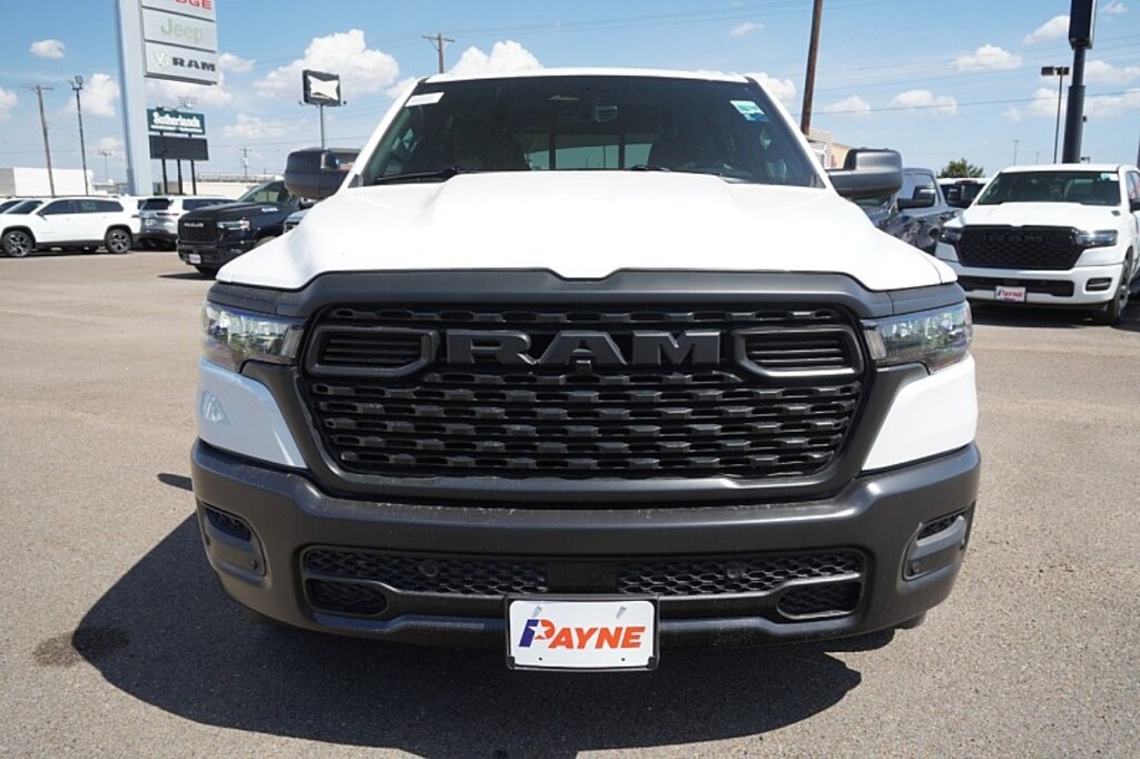 New 2026 Ram 1500 TRADESMAN CREW CAB 4X2 5'7 BOX Pickup
